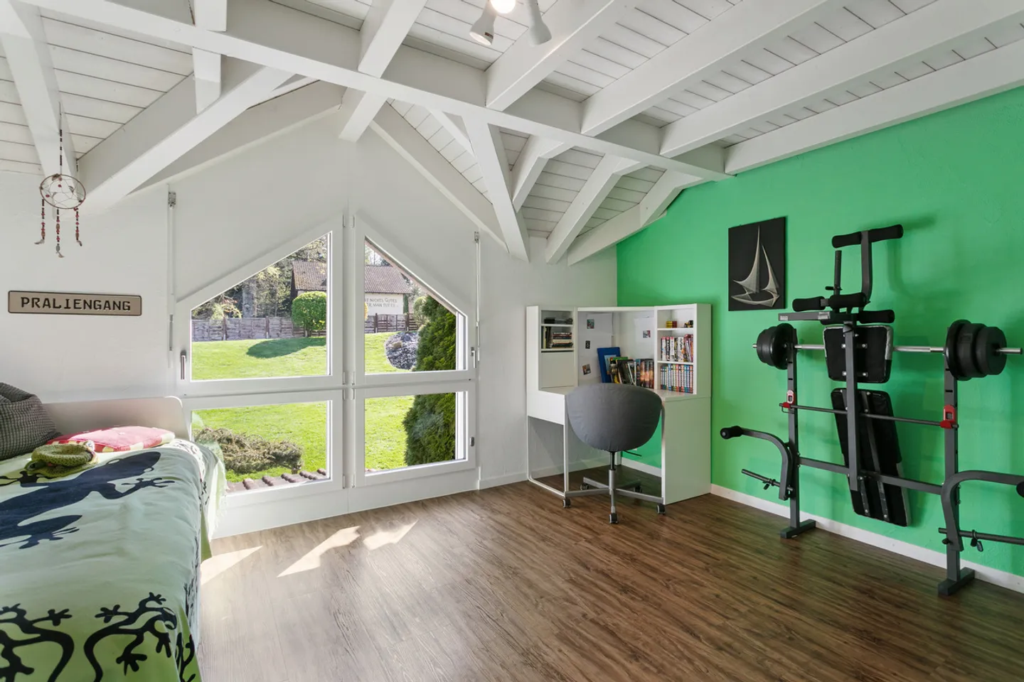 Ampia casa familiare con giardino - Foto 5 di 8