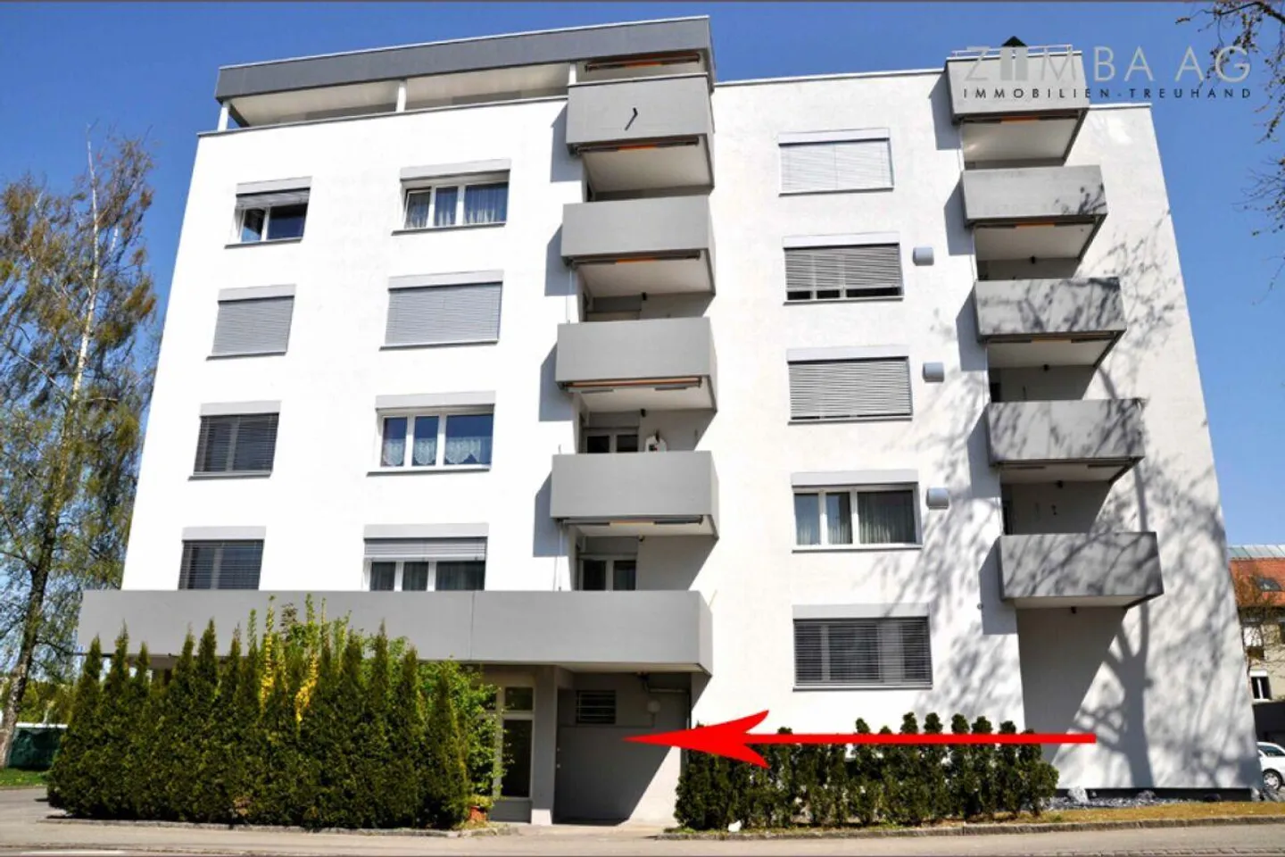 Rénové récemment, au rez-de-chaussée, entrée séparée - Photo 1 sur 5