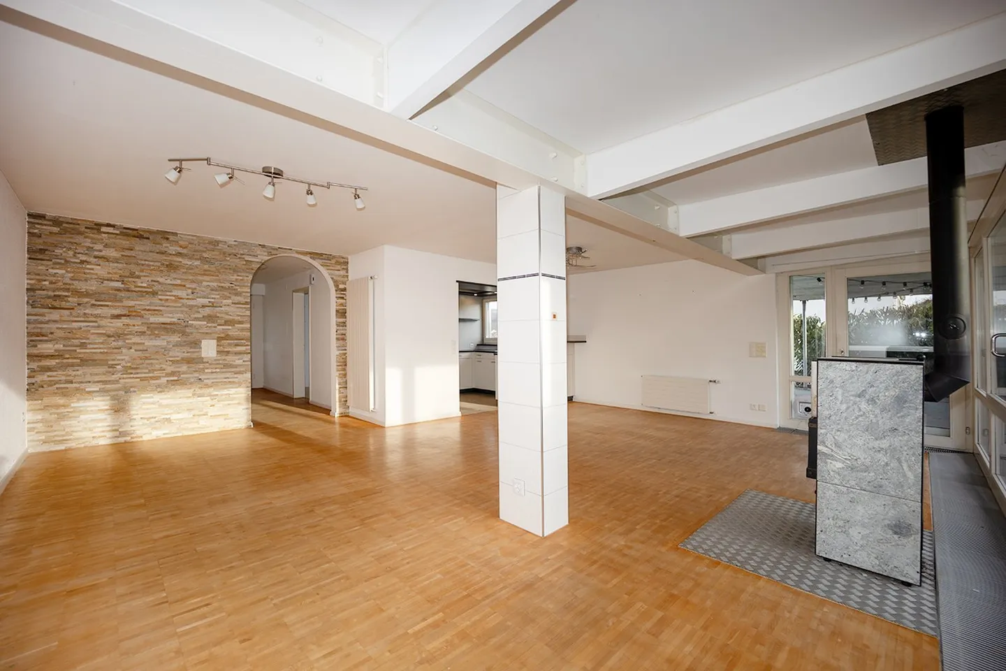 Incantevole casa familiare a Mellingen - Foto 7 di 14