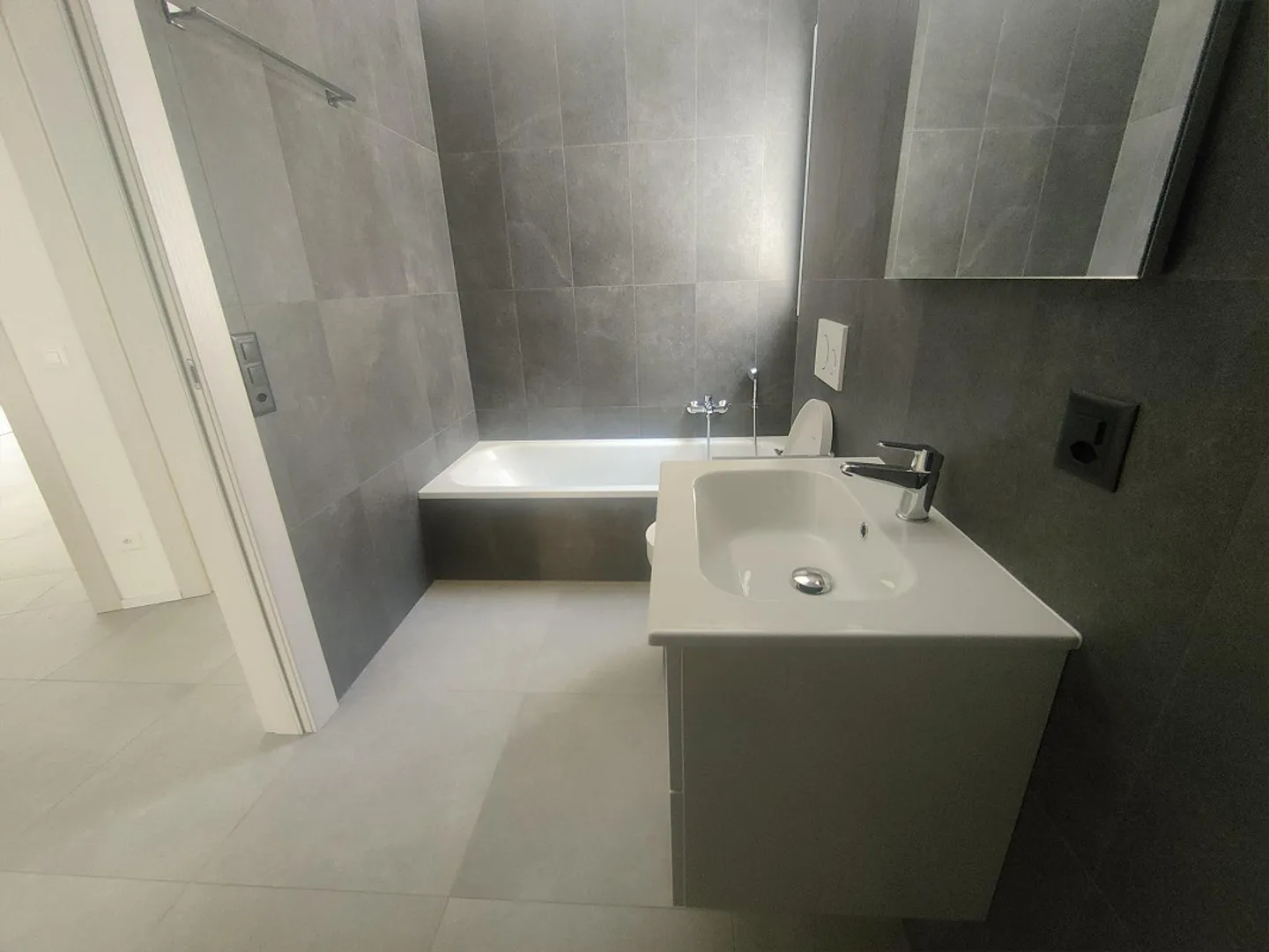 New 3.5-room apartment in Claro - Photo 12 of 14