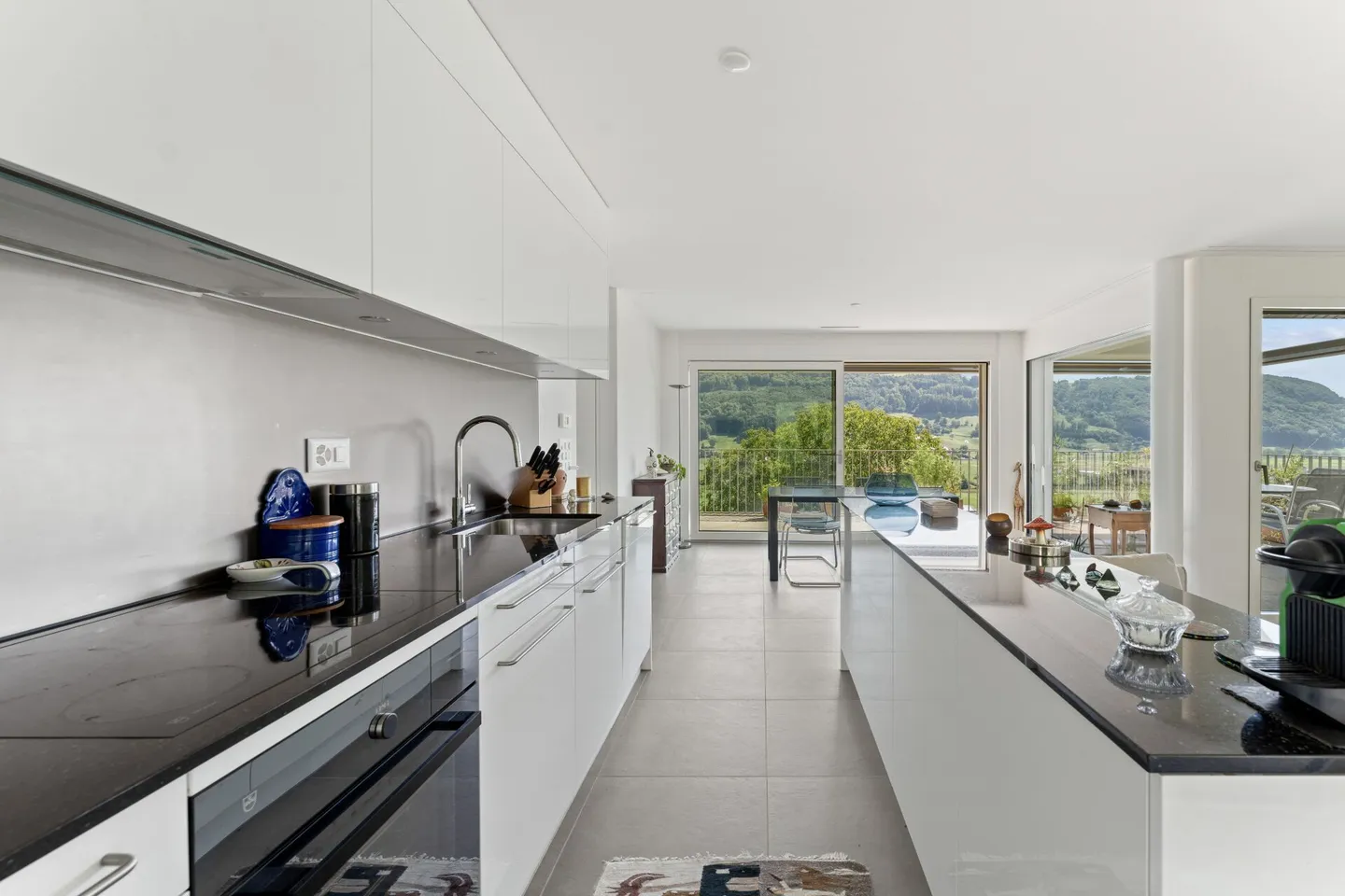 Top moderne 3.5-Zimmerwohnung mit Weitblick - Foto 1 von 16