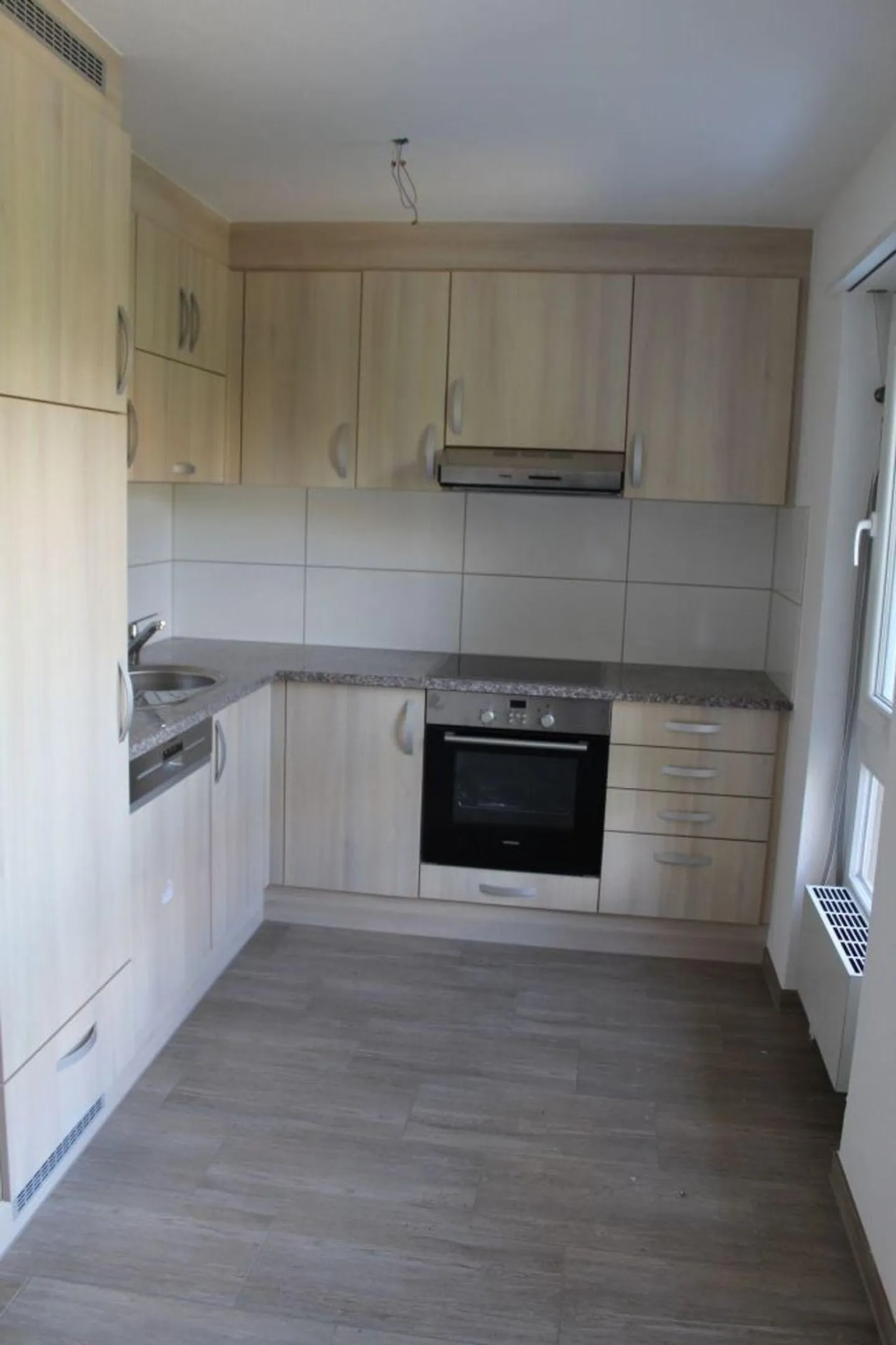 Familienwohnung zu vermieten! - Foto 1 von 7