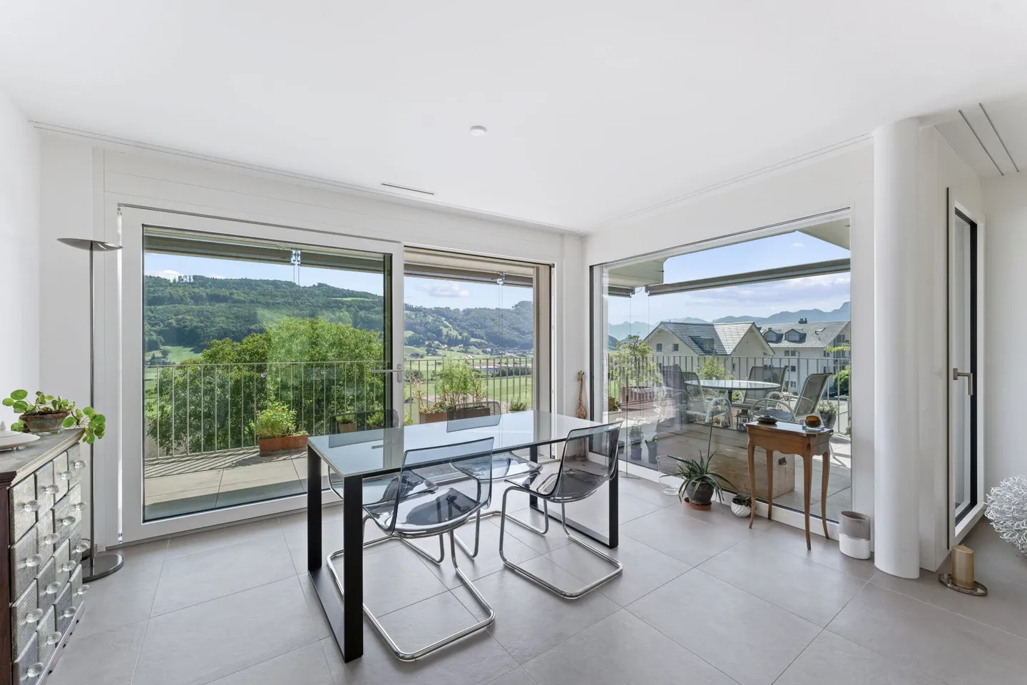 Top moderne 3.5-Zimmerwohnung mit Weitblick - Foto 7 von 16
