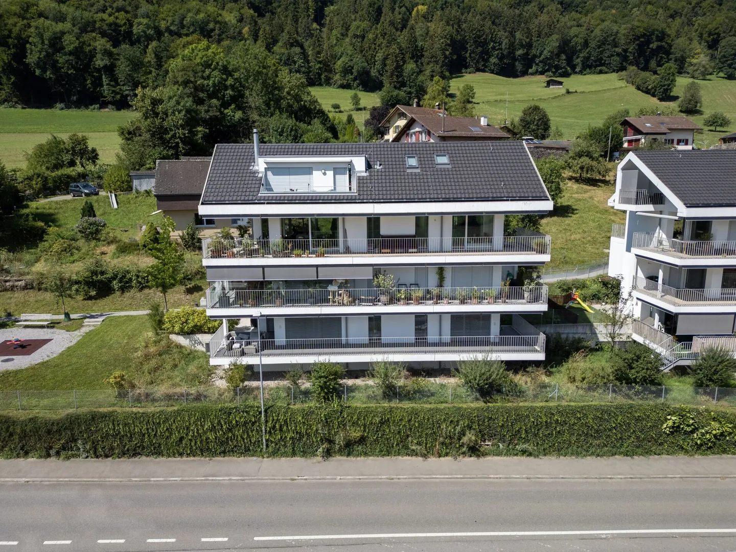 Top moderne 3.5-Zimmerwohnung mit Weitblick - Foto 9 von 16