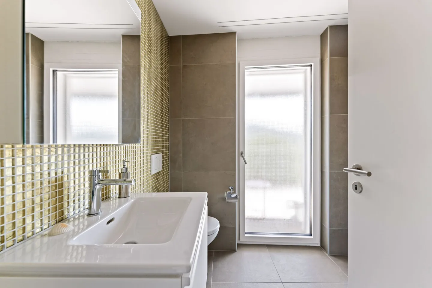 Top moderne 3.5-Zimmerwohnung mit Weitblick - Foto 13 von 16