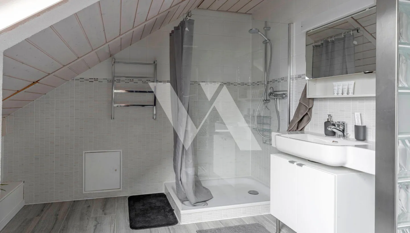 Charming Semi-Detached Villa - Photo 6 of 9