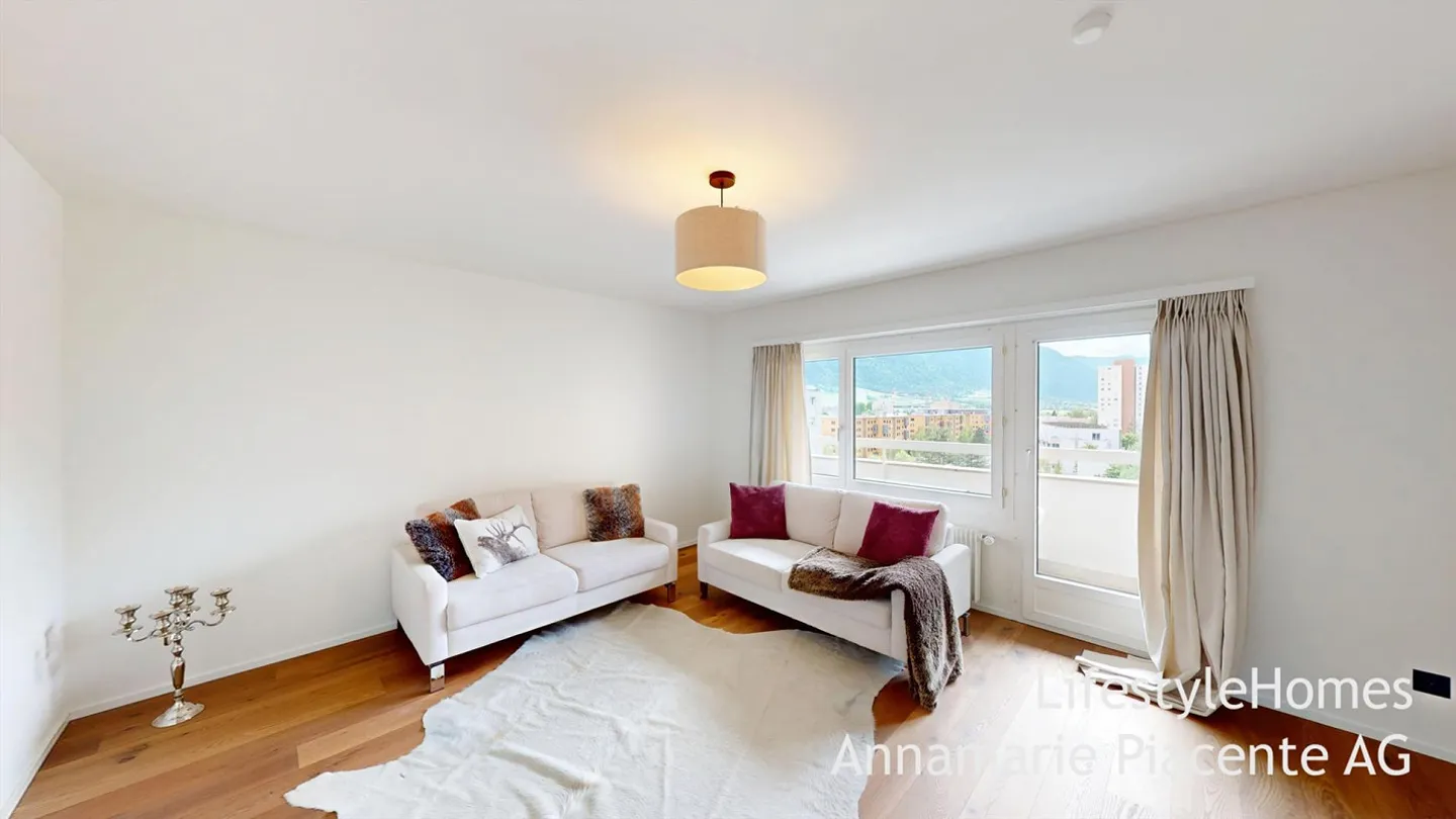 PENTHOUSE - Photo 4 of 17