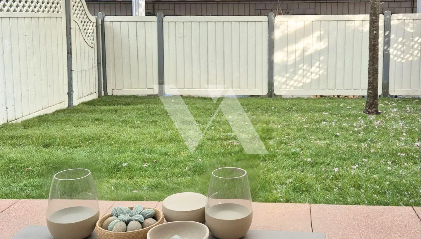 Charming Semi-Detached Villa - Photo 9 of 9