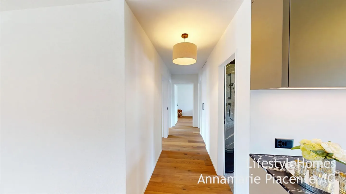 PENTHOUSE - Photo 5 of 17