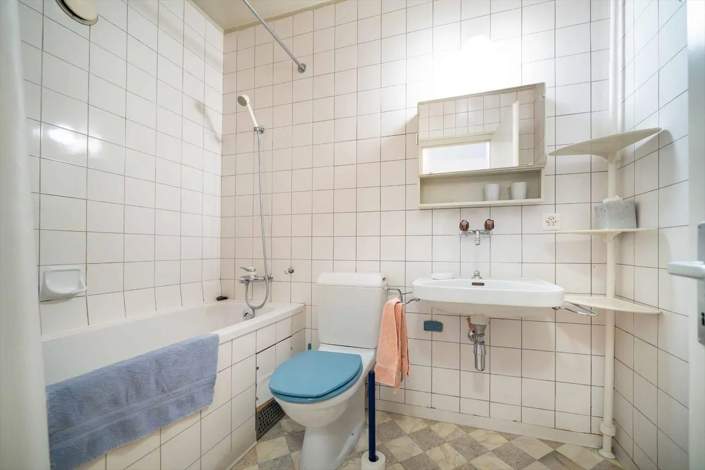 7-room penthouse close to international organizations - Photo 7 of 12