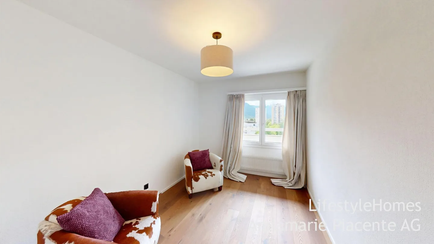 PENTHOUSE - Photo 9 of 17