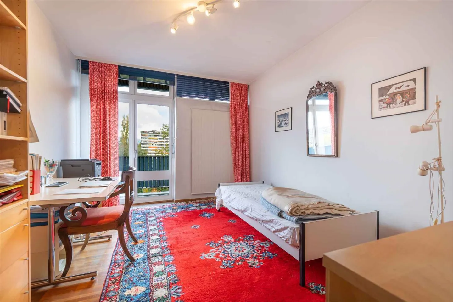 7-room penthouse close to international organizations - Photo 9 of 12