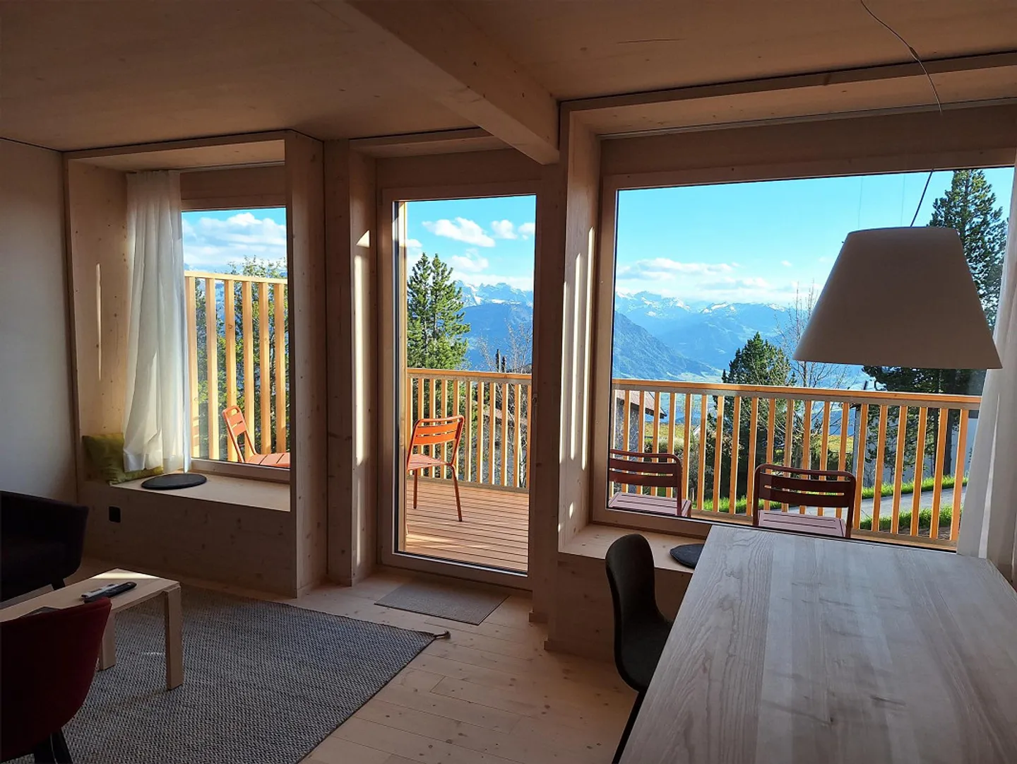 Möblierte, sonnige 4,5 Zimmer-Maisonette-Wohnung auf Rigi First - Foto 2 von 20