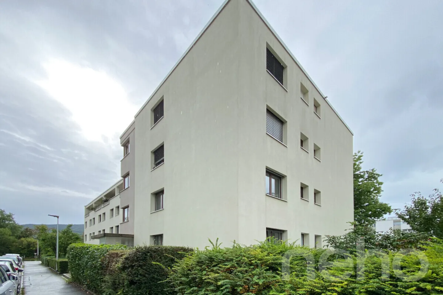 Maisonette apartment with 2 balconies, garage and view into the greenery - Photo 11 of 12