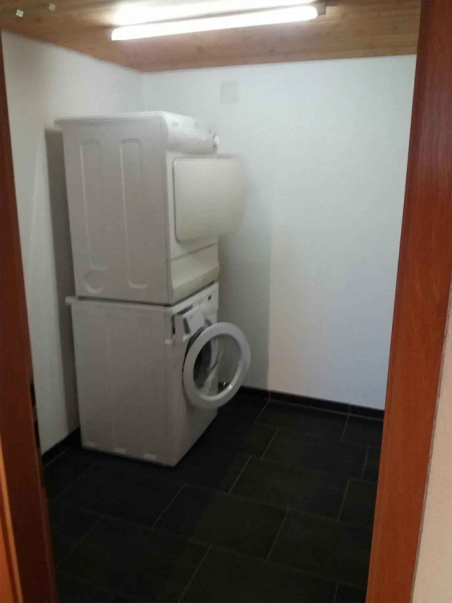 Cozy, centrally located 3.5 room attic apartment - Photo 6 of 6