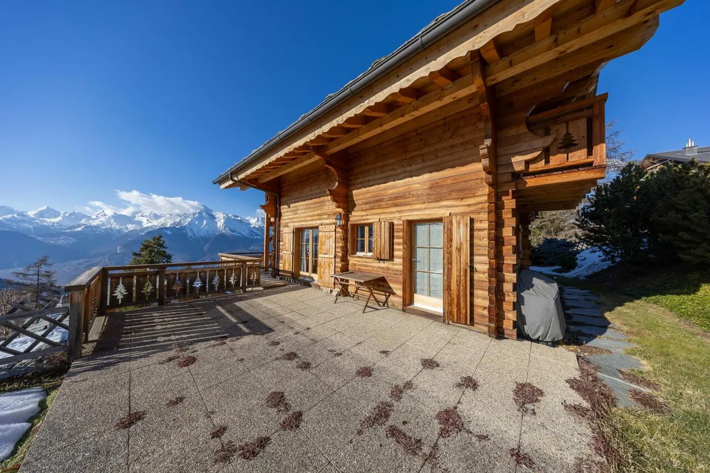 Spazioso chalet con vista mozzafiato vicino agli impianti di risalita - Foto 23 di 24