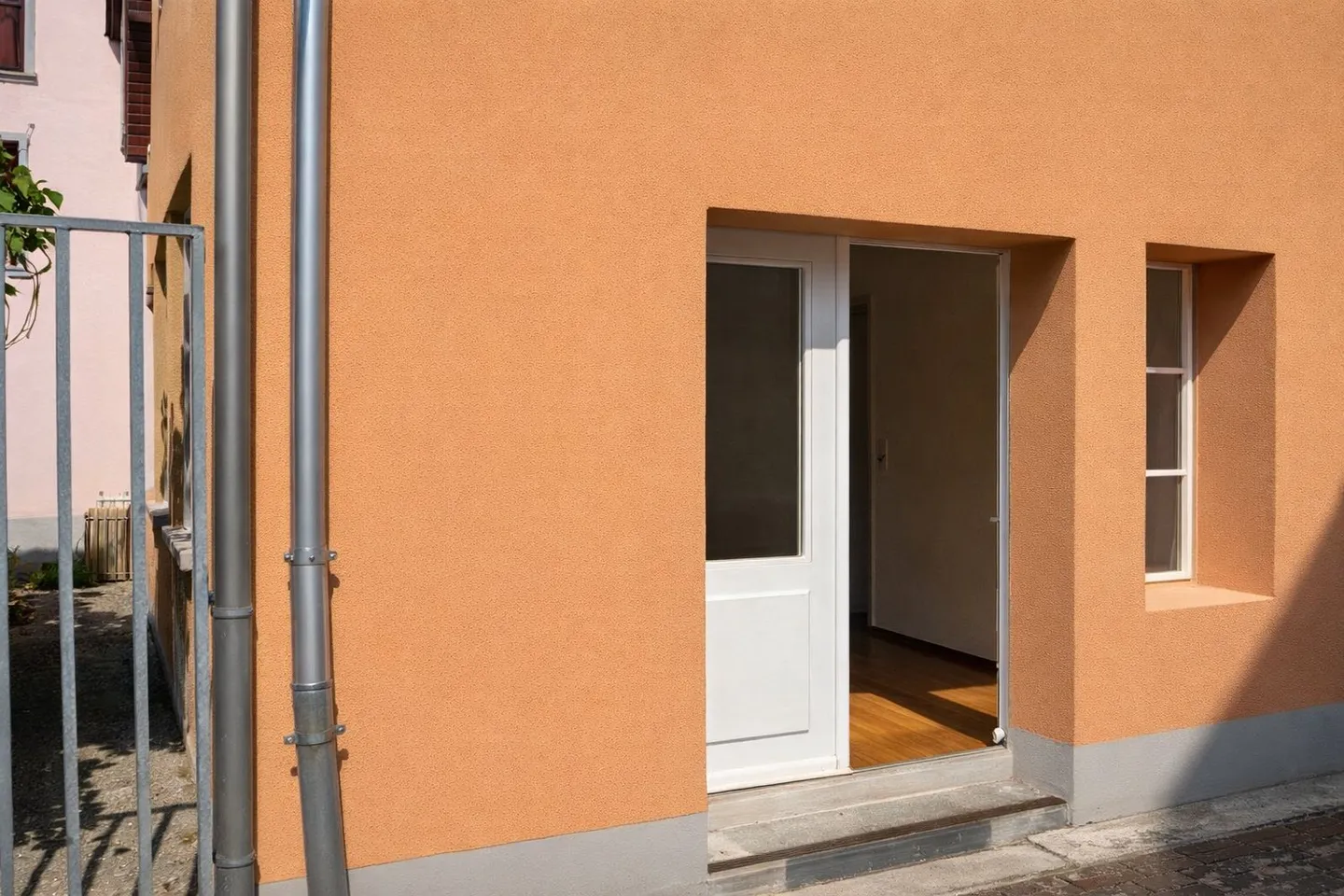 Vielseitiger Gewerberaum in Glarus - Foto 3 von 3