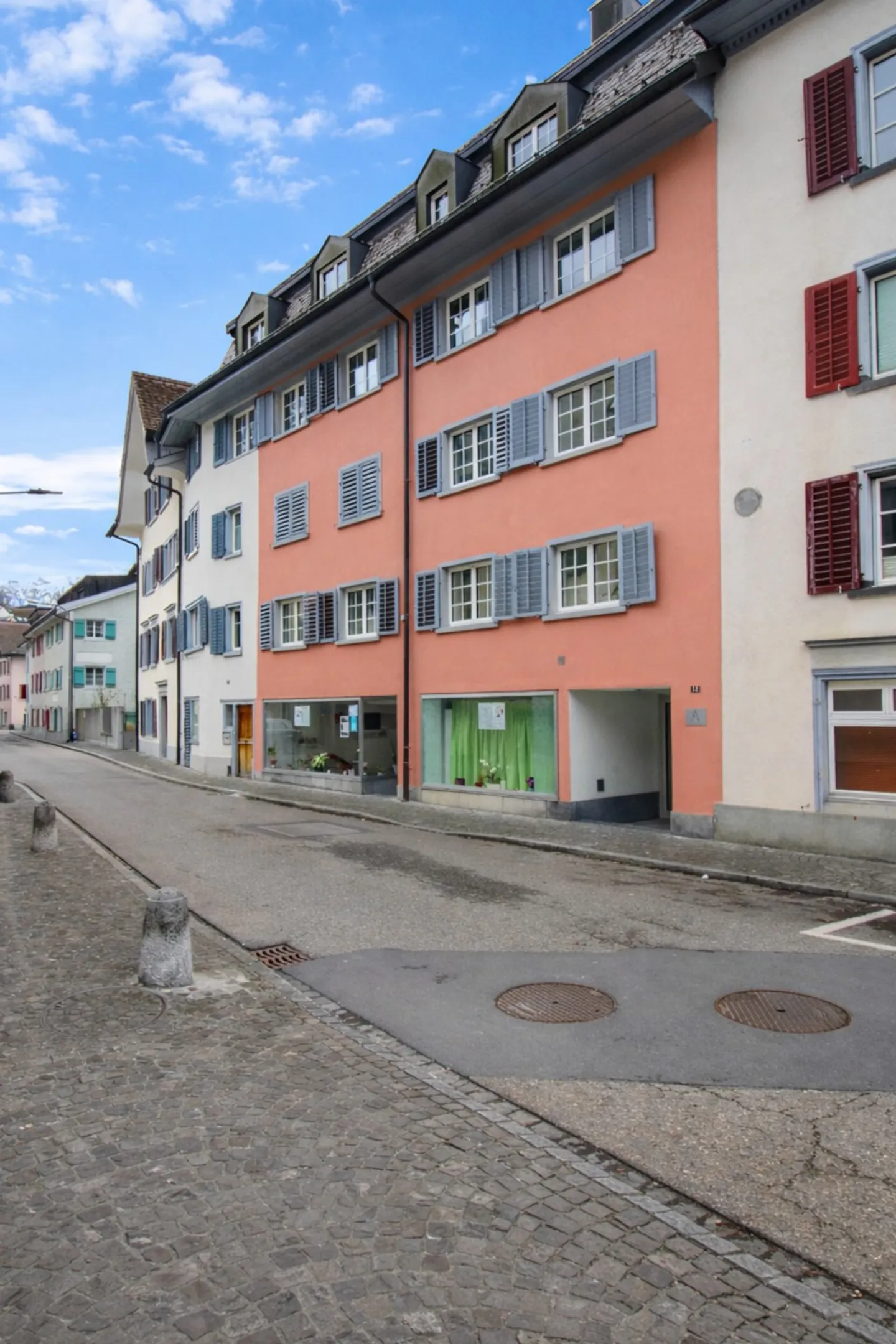 Vielseitiger Gewerberaum in Glarus - Foto 1 von 3