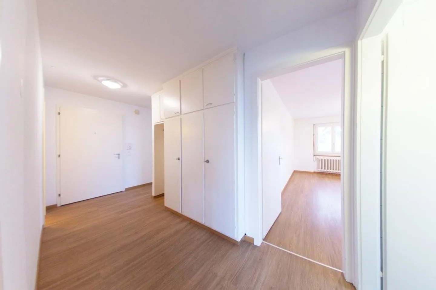 Grosszügige 4.5 Zimmerwohnung - Foto 2 von 10