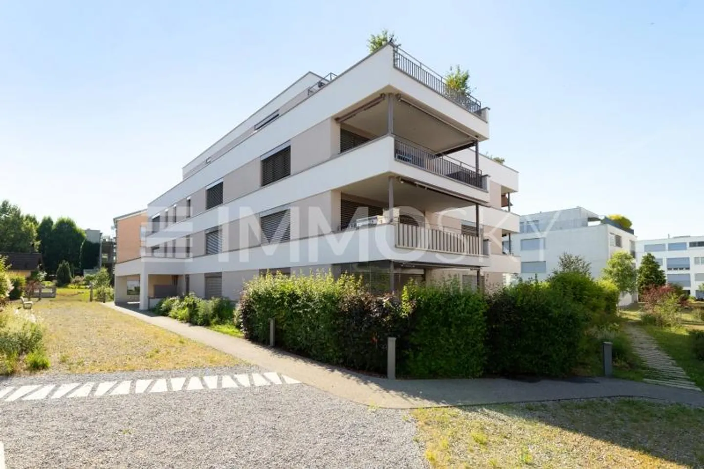Appartement Charmant avec Jardin - Photo 6 sur 7