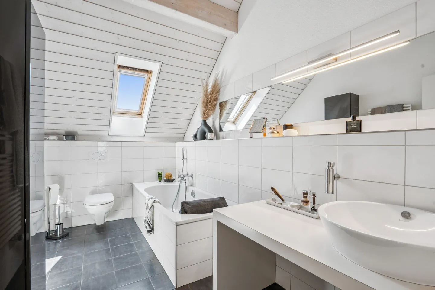 Casa bifamiliare di alta qualità e come nuova - Foto 11 di 15