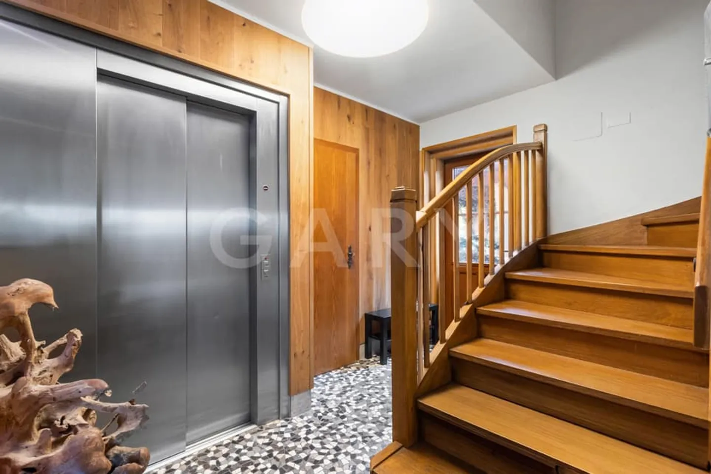 Detached house on a large plot, in the immediate vicinity of Lausanne - Photo 7 of 13