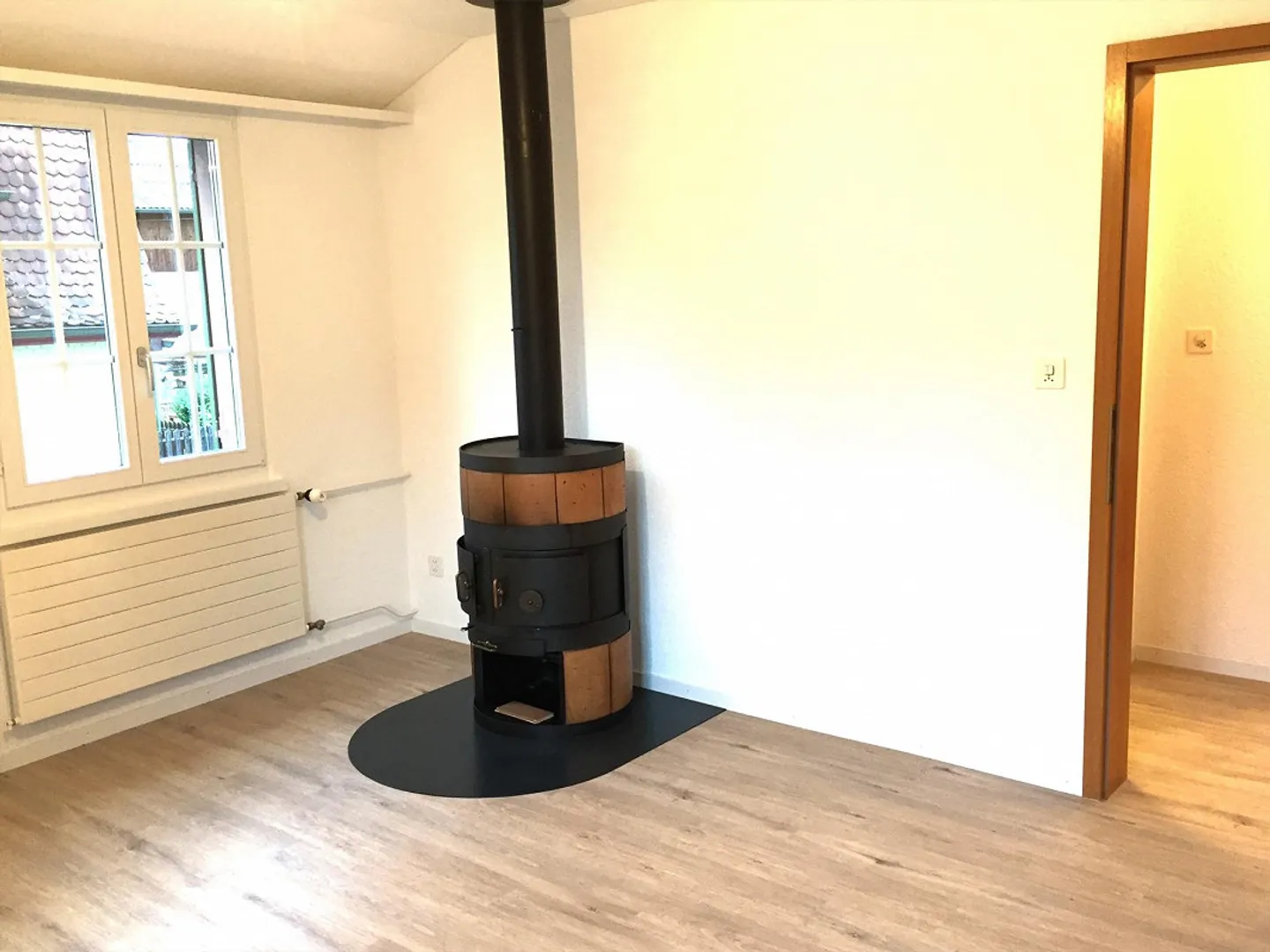 2.5 Zimmerwohnung im Zweifamilienhaus - Foto 1 von 10