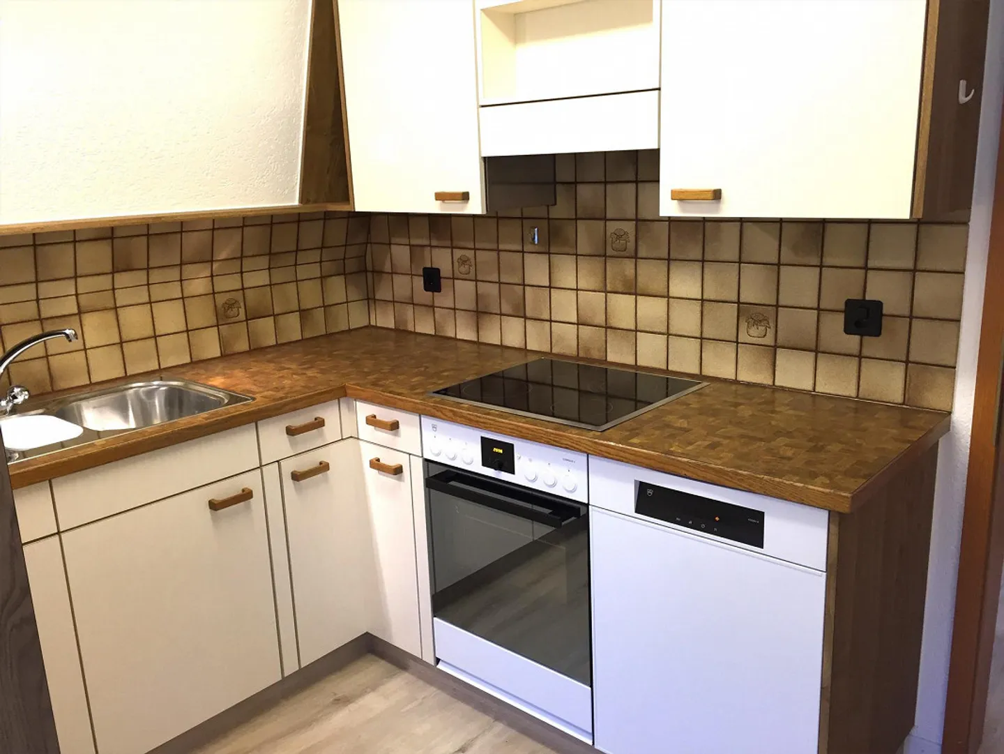 2.5 Zimmerwohnung im Zweifamilienhaus - Foto 6 von 10