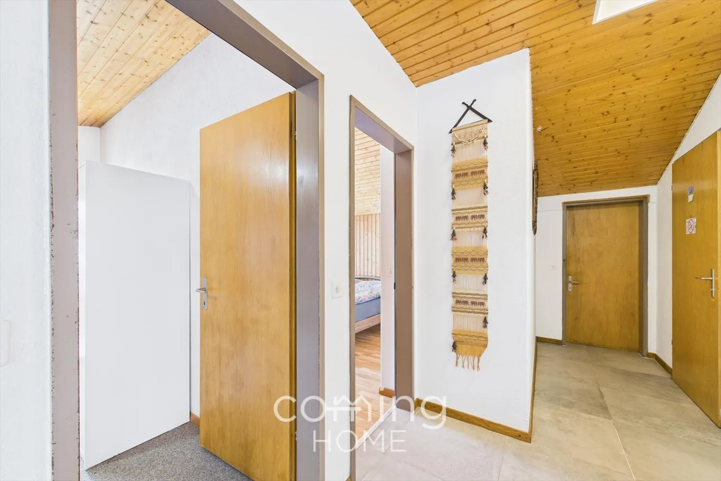 Appartamento confortevole di 3,5 stanze con vista sulle montagne e tanto fascino - Foto 7 di 13