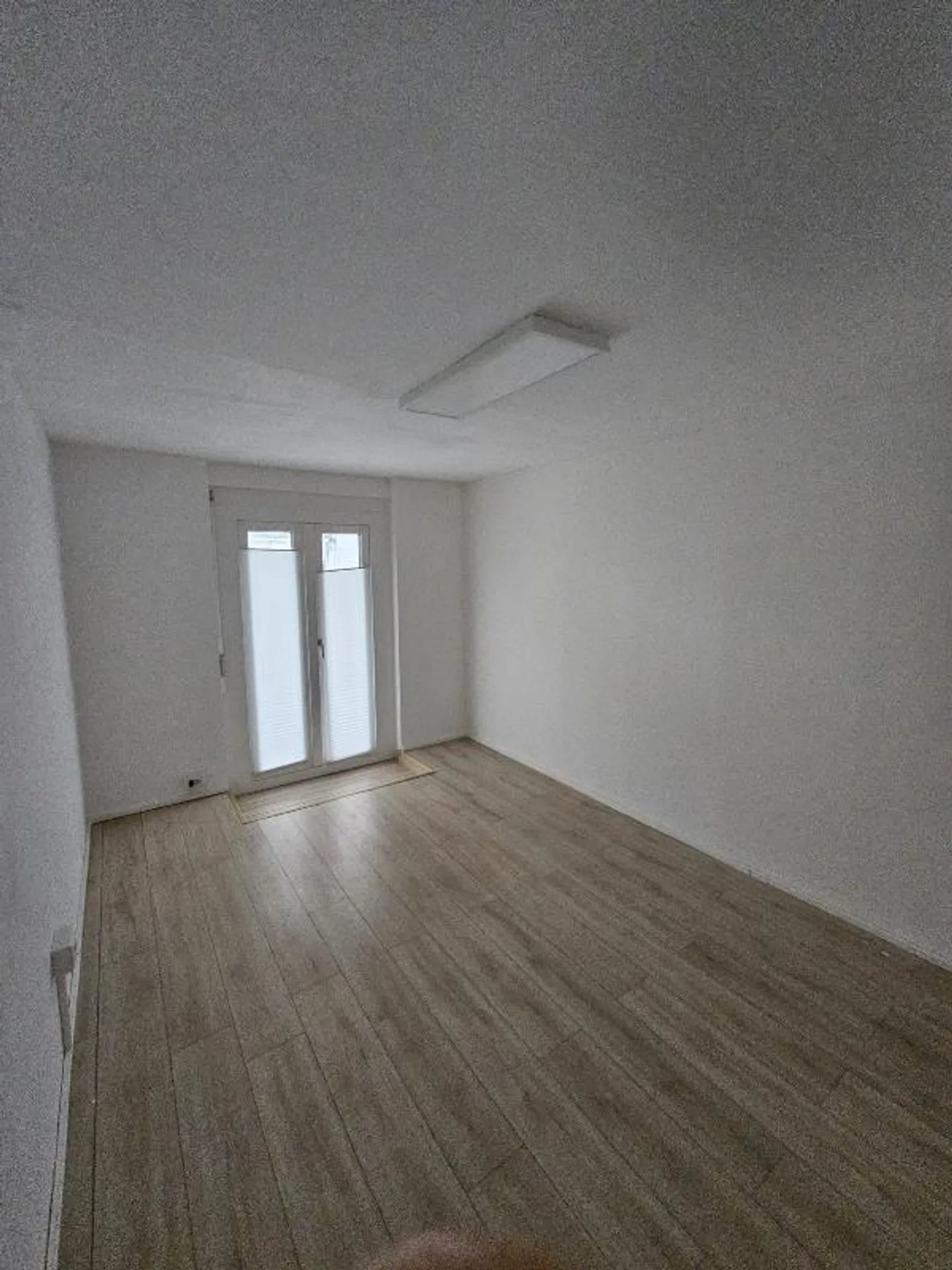 Appartamento 5.5 stanze - Foto 3 di 5