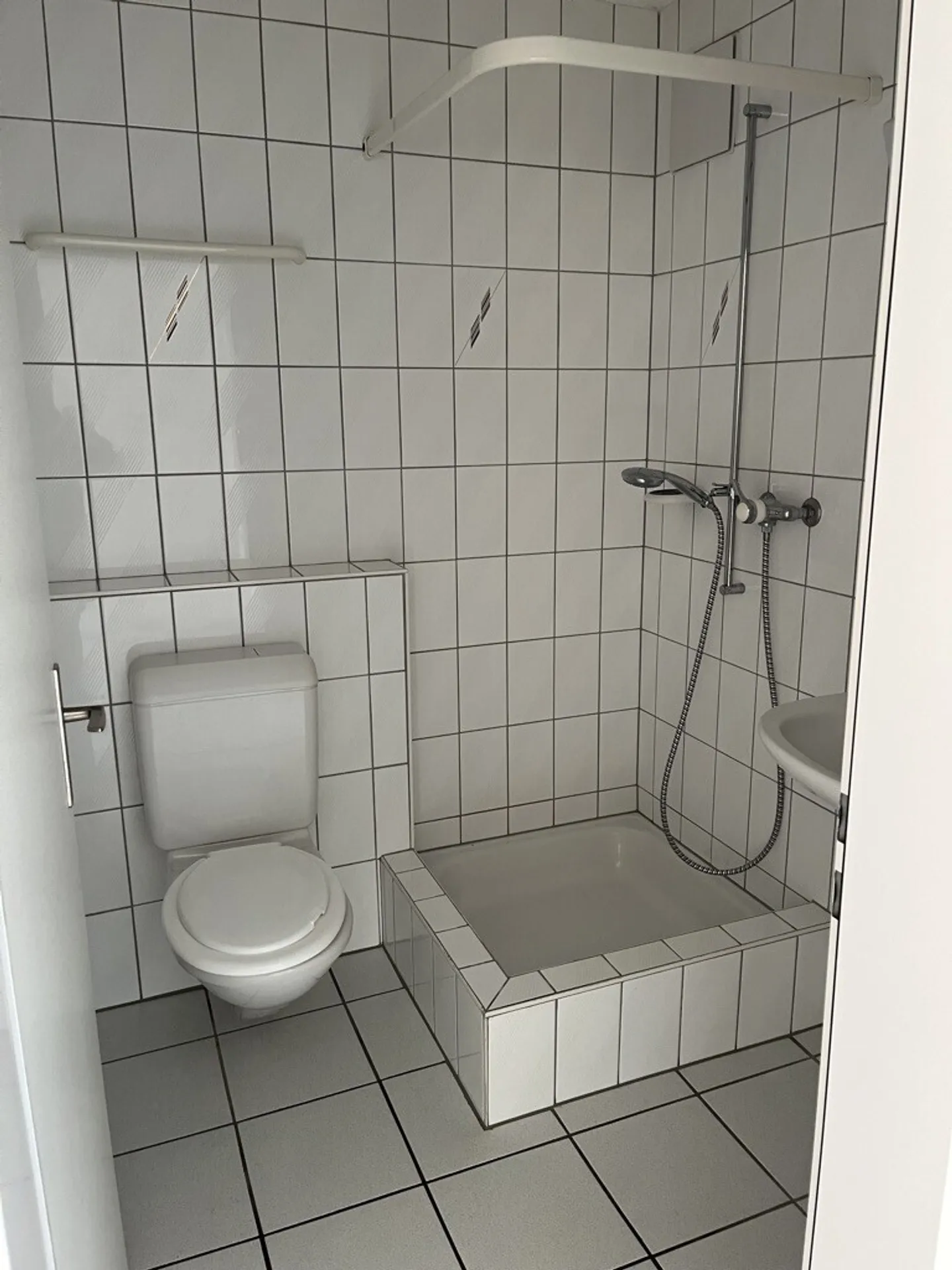 Apartment for rent - Photo 5 of 11