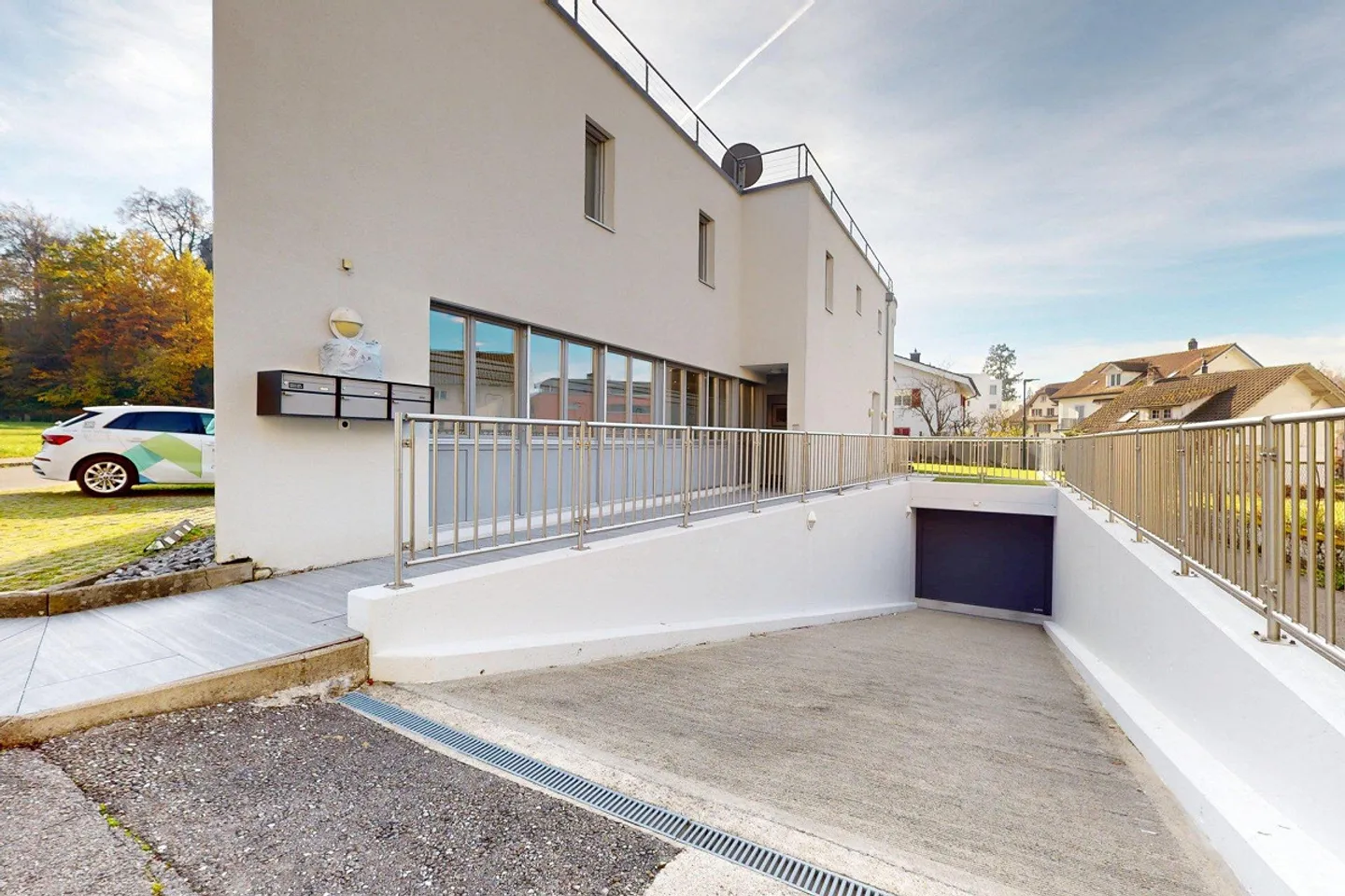 Modern Home with Rooftop Terrace - Photo 4 of 12