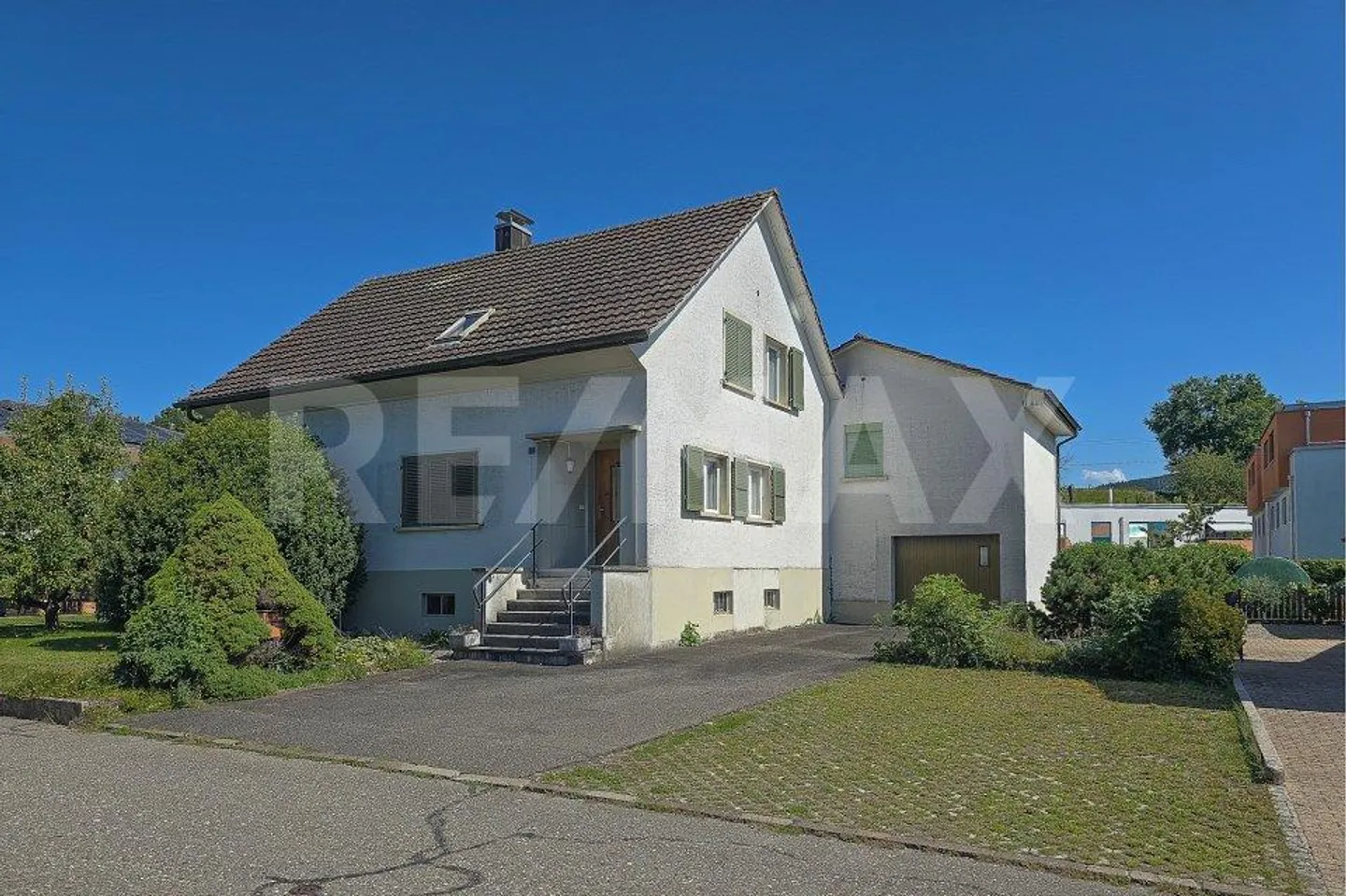 Casa unifamiliare indipendente con potenziale di ampliamento - Foto 1 di 7