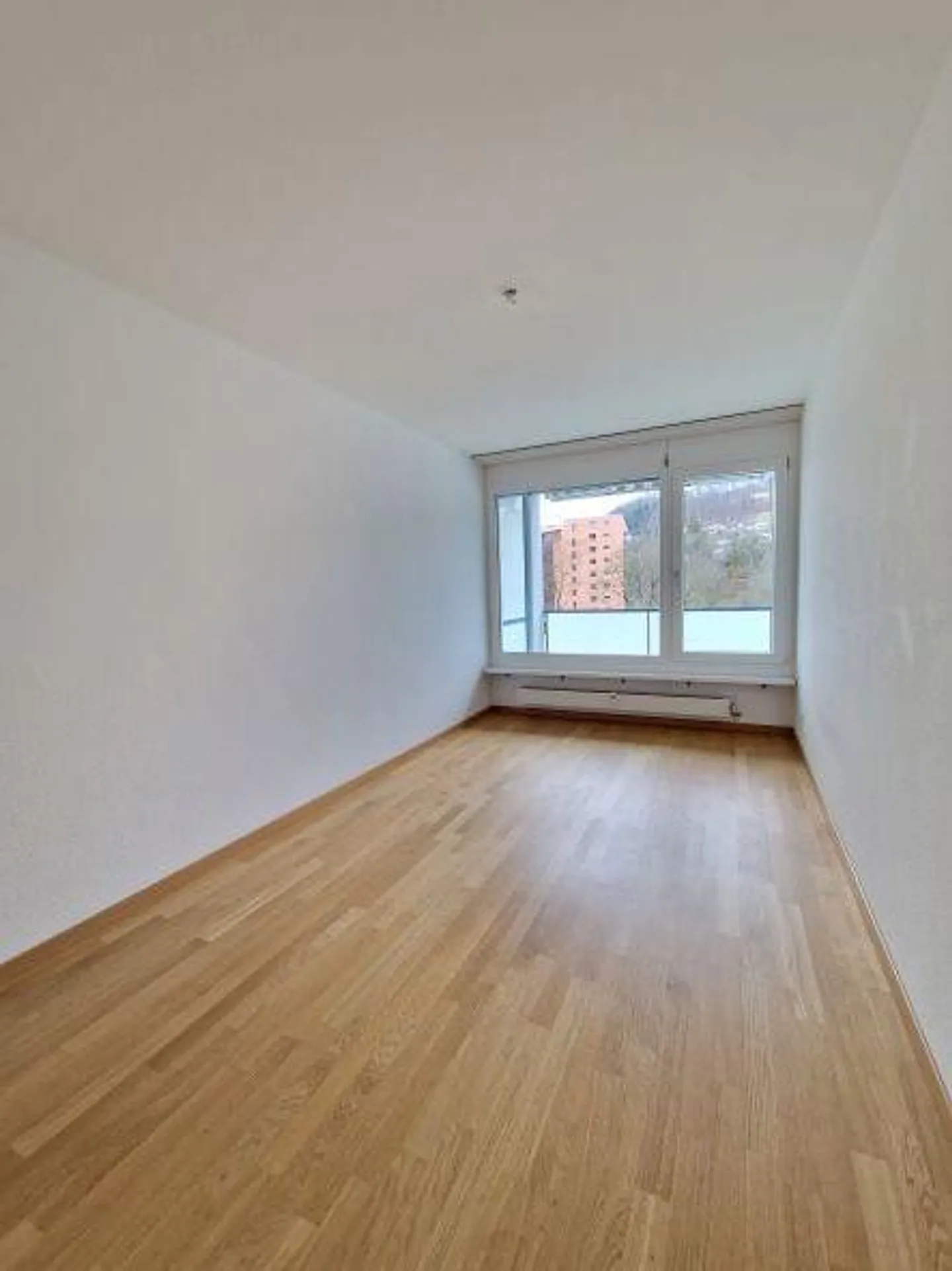 Ampio appartamento familiare con vista sul verde! - Foto 8 di 12