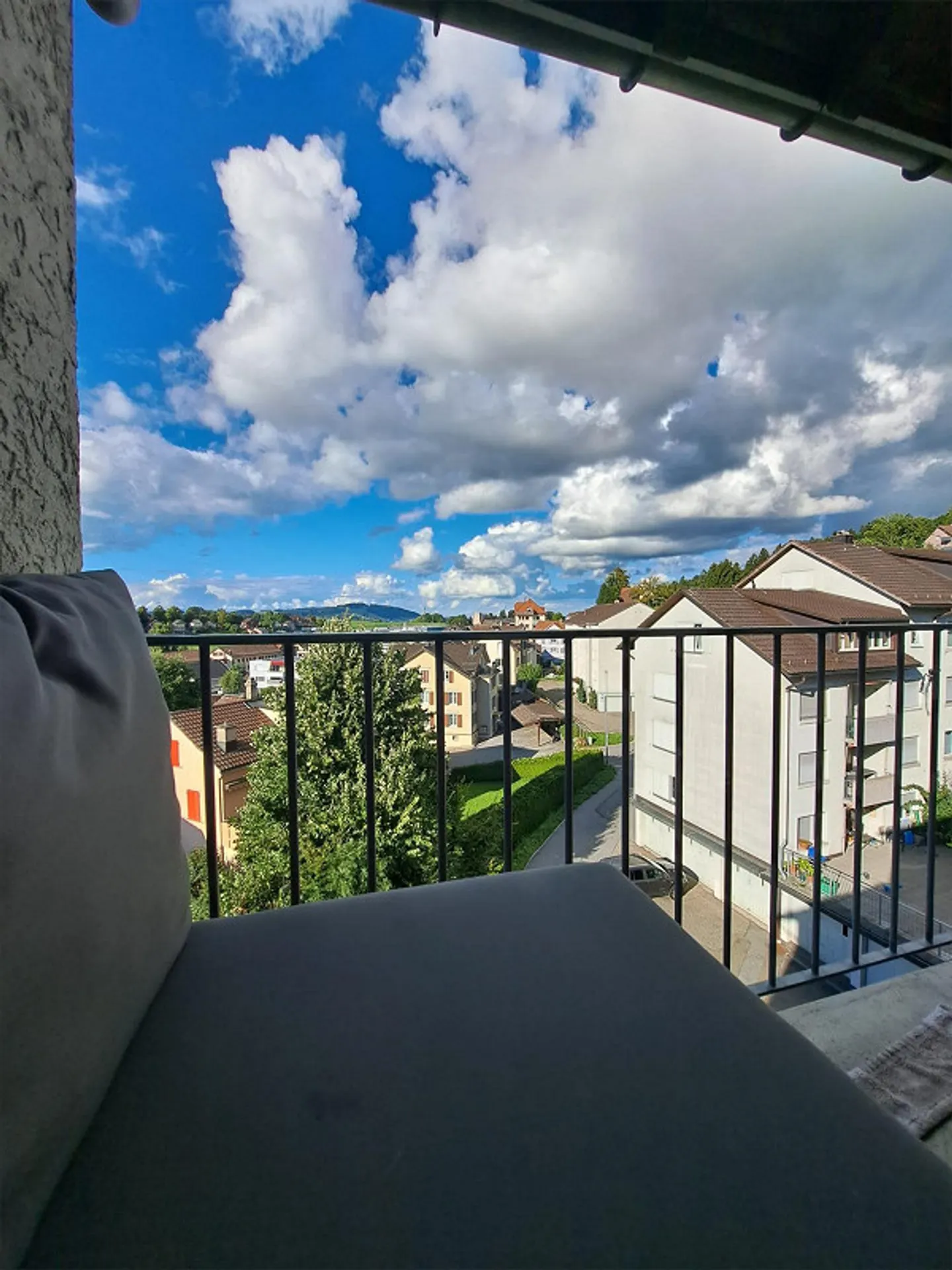 Appartement sous les combles de 2,5 pièces - Photo 1 sur 6