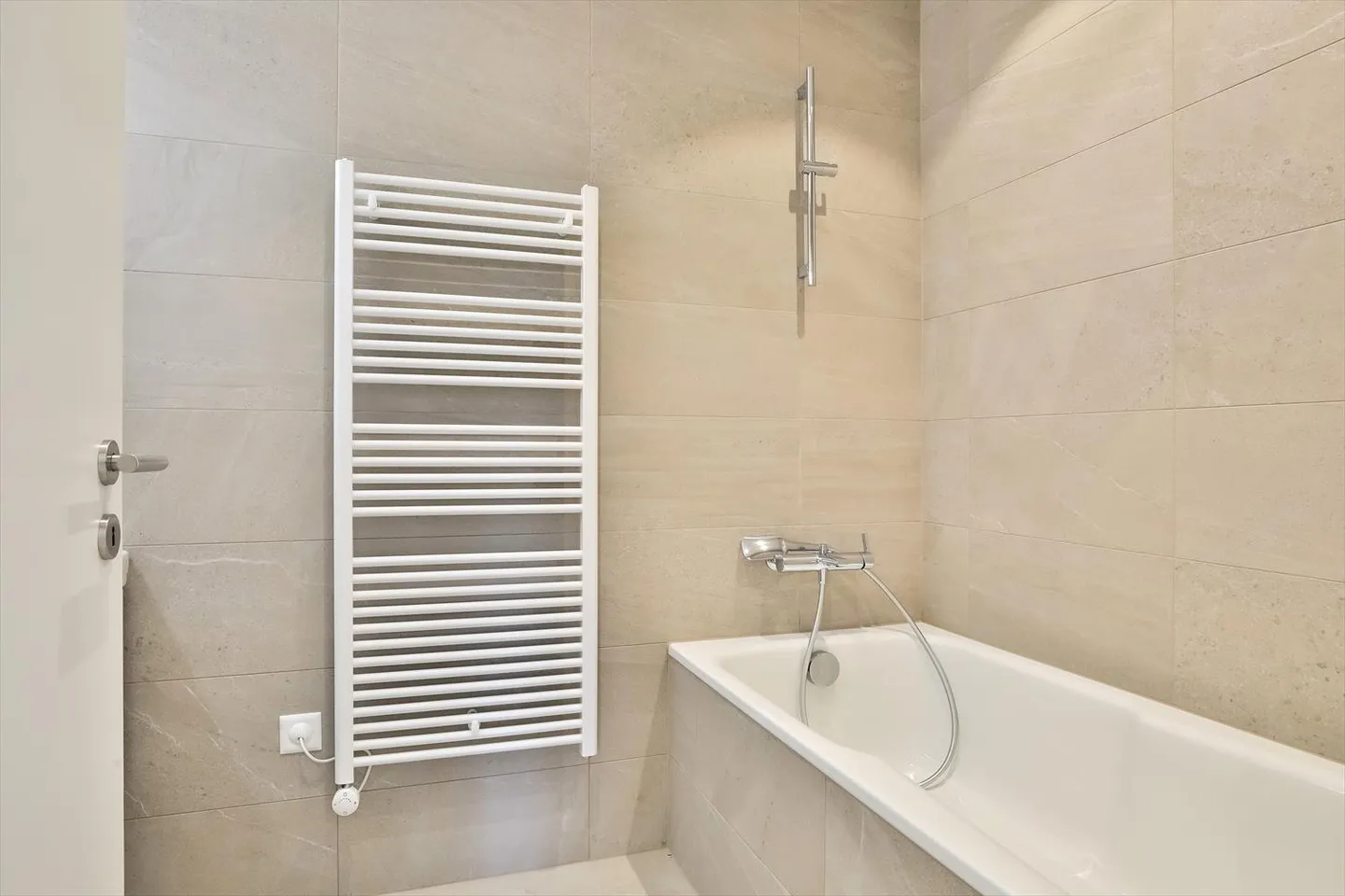 Appartamento 5.5 stanze - Foto 8 di 11
