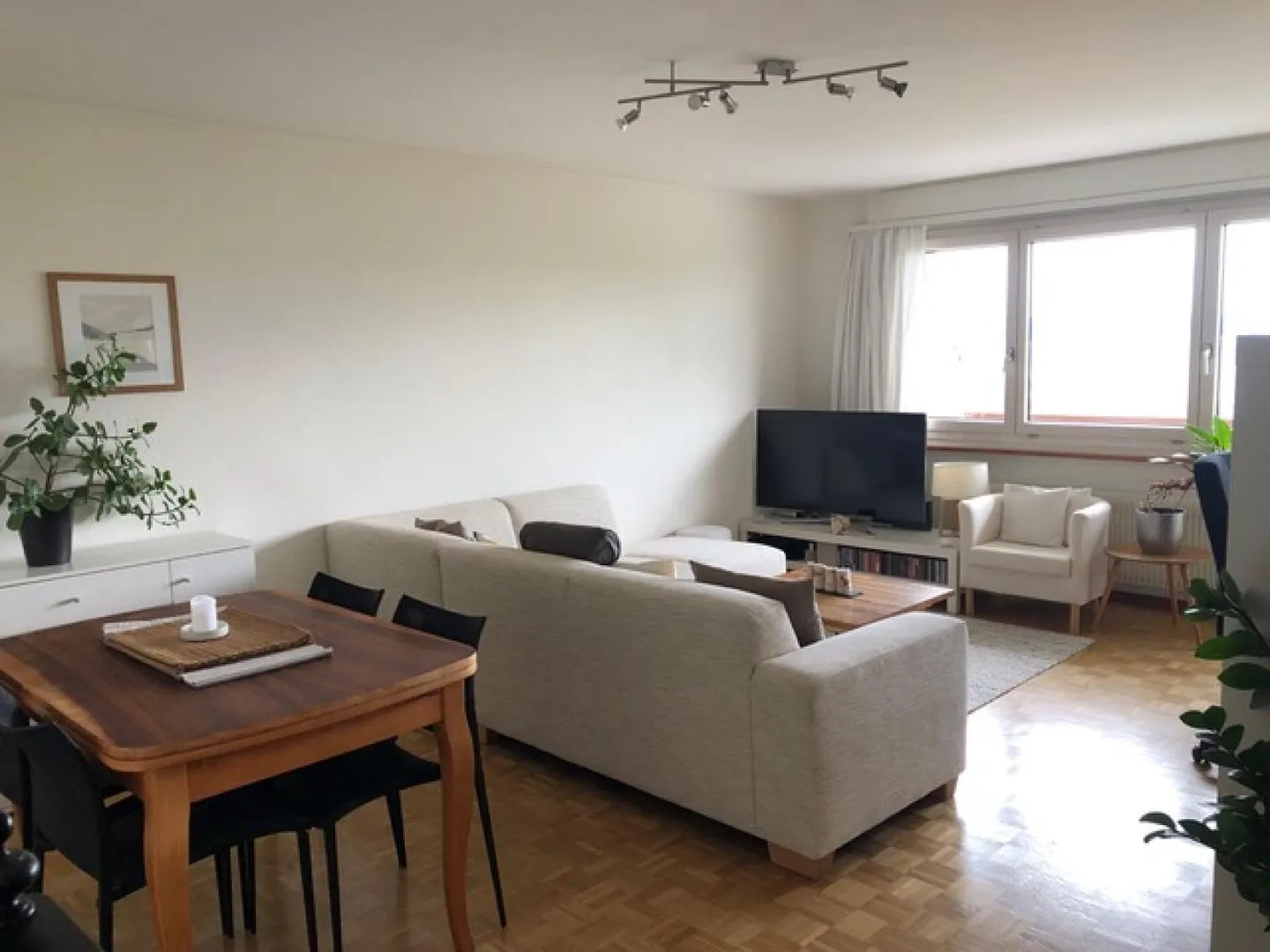 3-room apartment on the 2nd floor - Photo 1 of 6