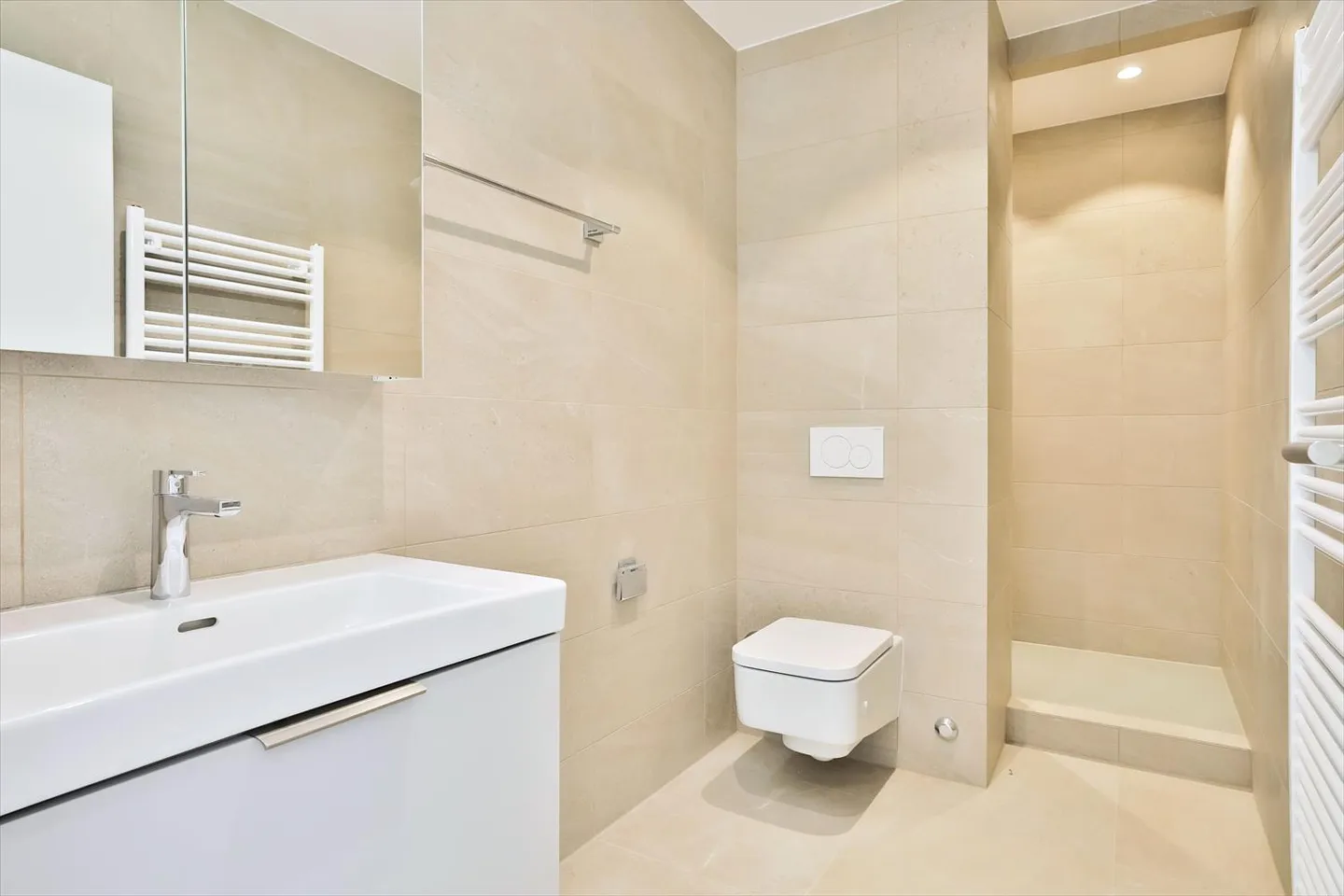 Appartamento 5.5 stanze - Foto 9 di 11