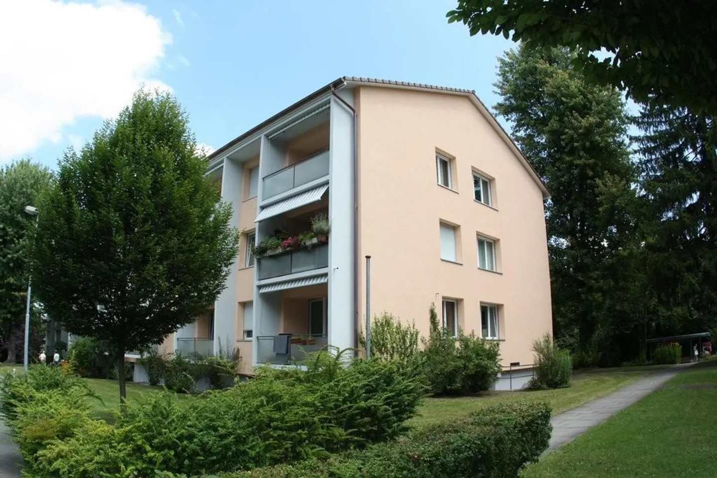 Charmante Wohnung in Weissenbühl - Foto 1 von 9