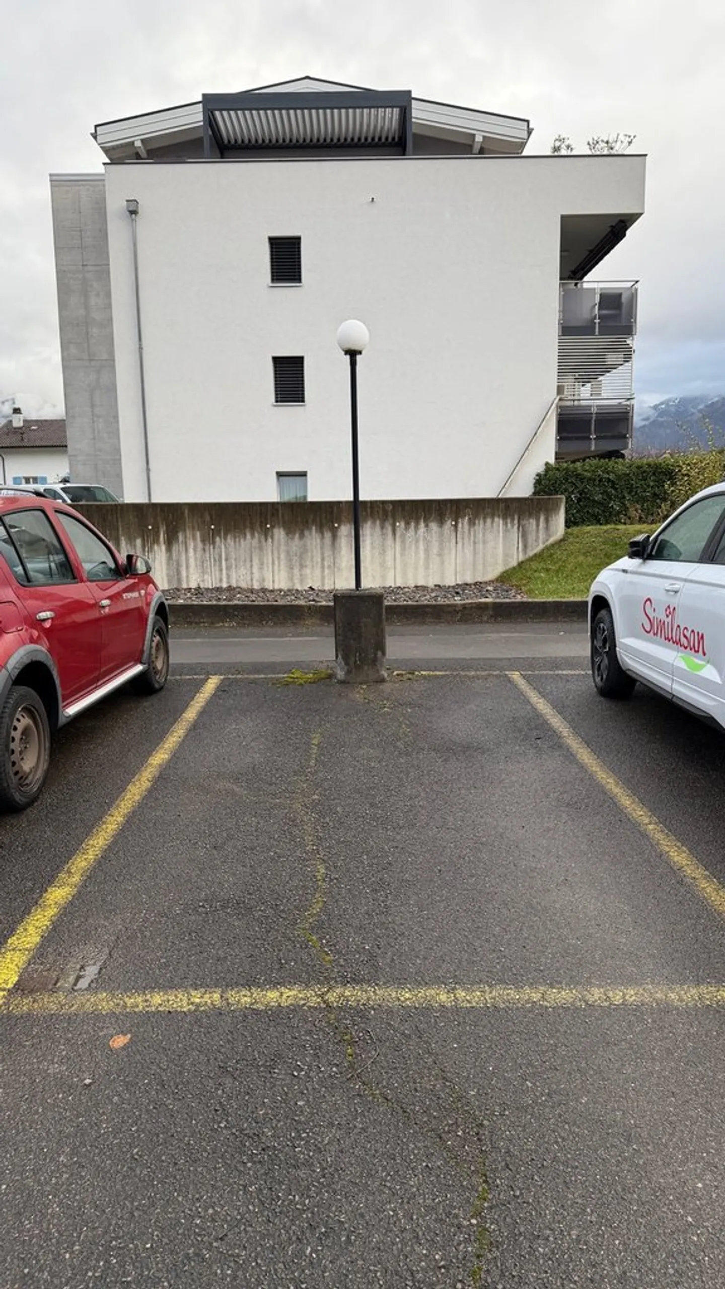 Outdoor Parking Space for Rent - Photo 2 of 3