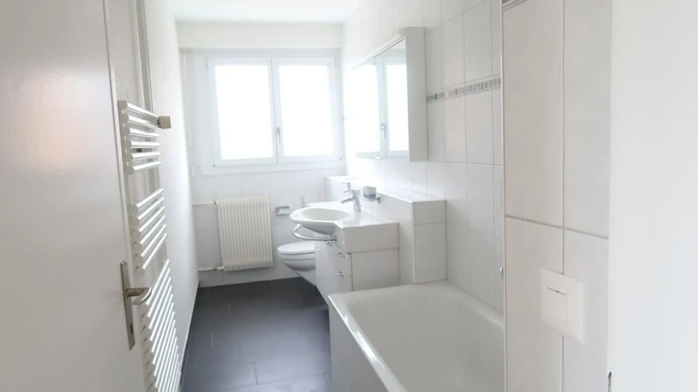 Charmante Wohnung in Weissenbühl - Foto 3 von 9
