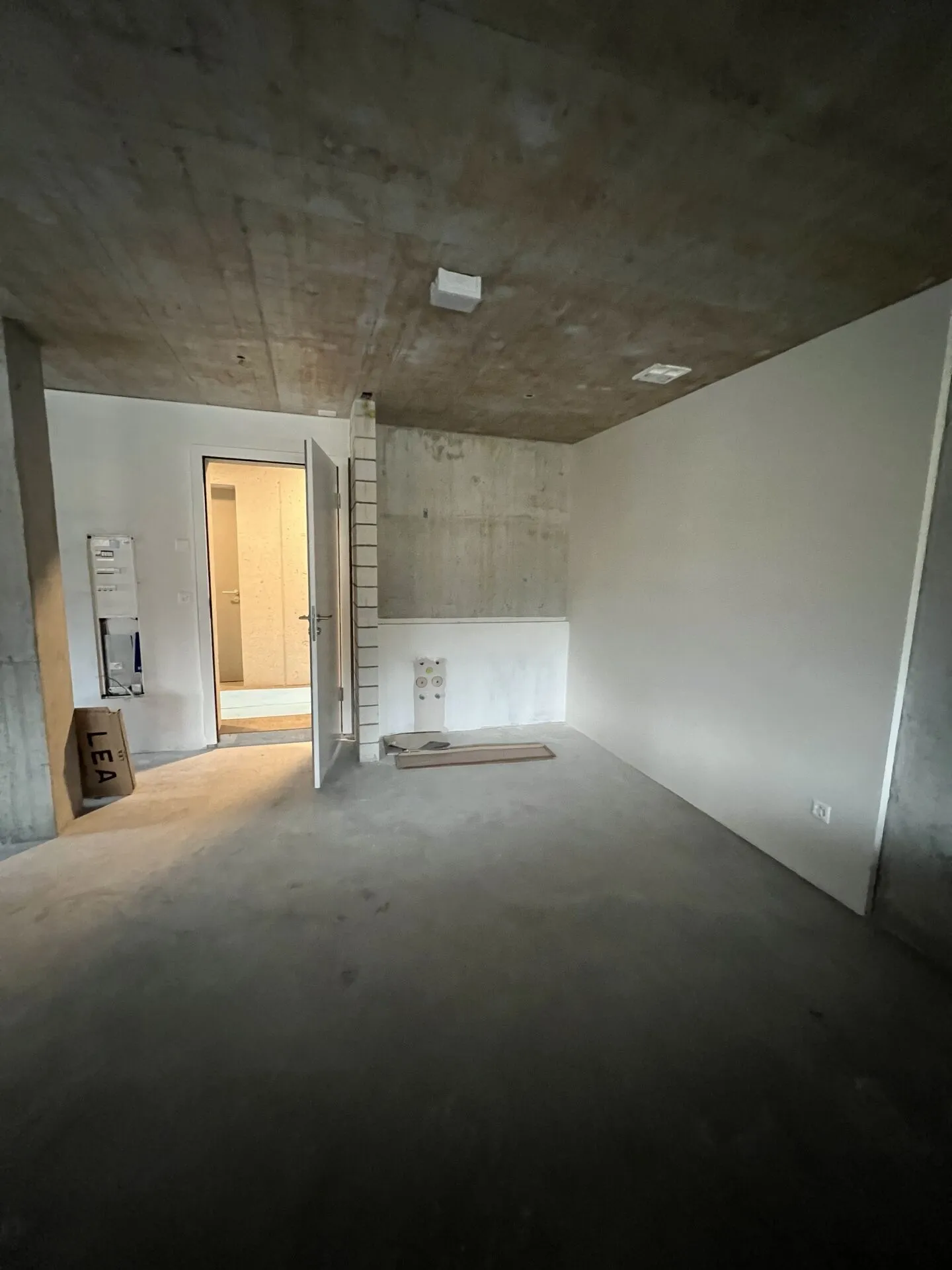 Hobby Room - Photo 3 of 5