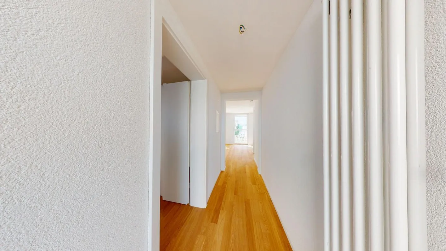 Renovated 2-room apartment for rent on the ground floor - Photo 5 of 9