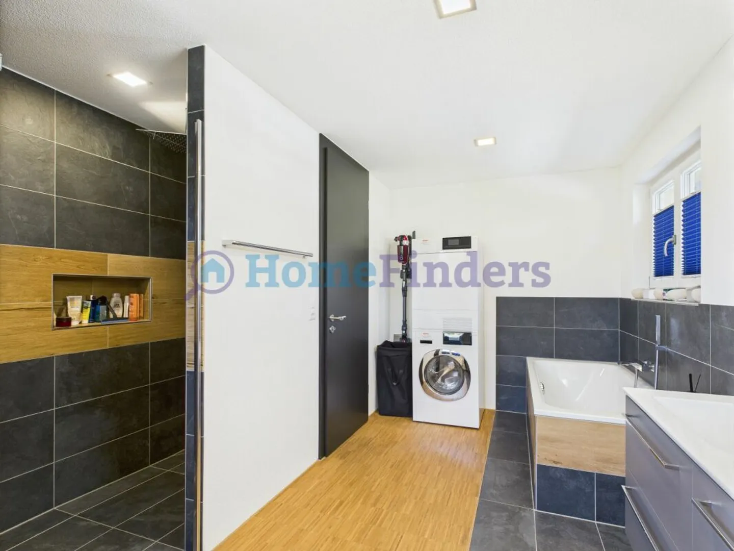 RENOVATED WITH SUNNY GARDEN AND ALPINE VIEW! - Photo 6 of 12