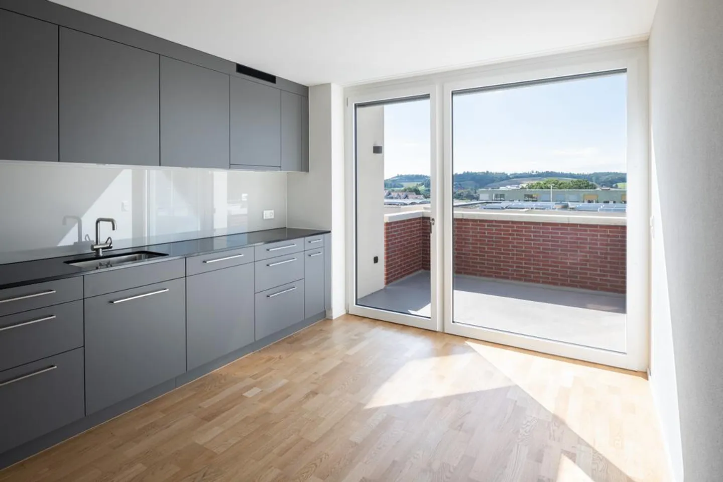 Appartamento 3.5 locali con balcone e loggia - Foto 3 di 5