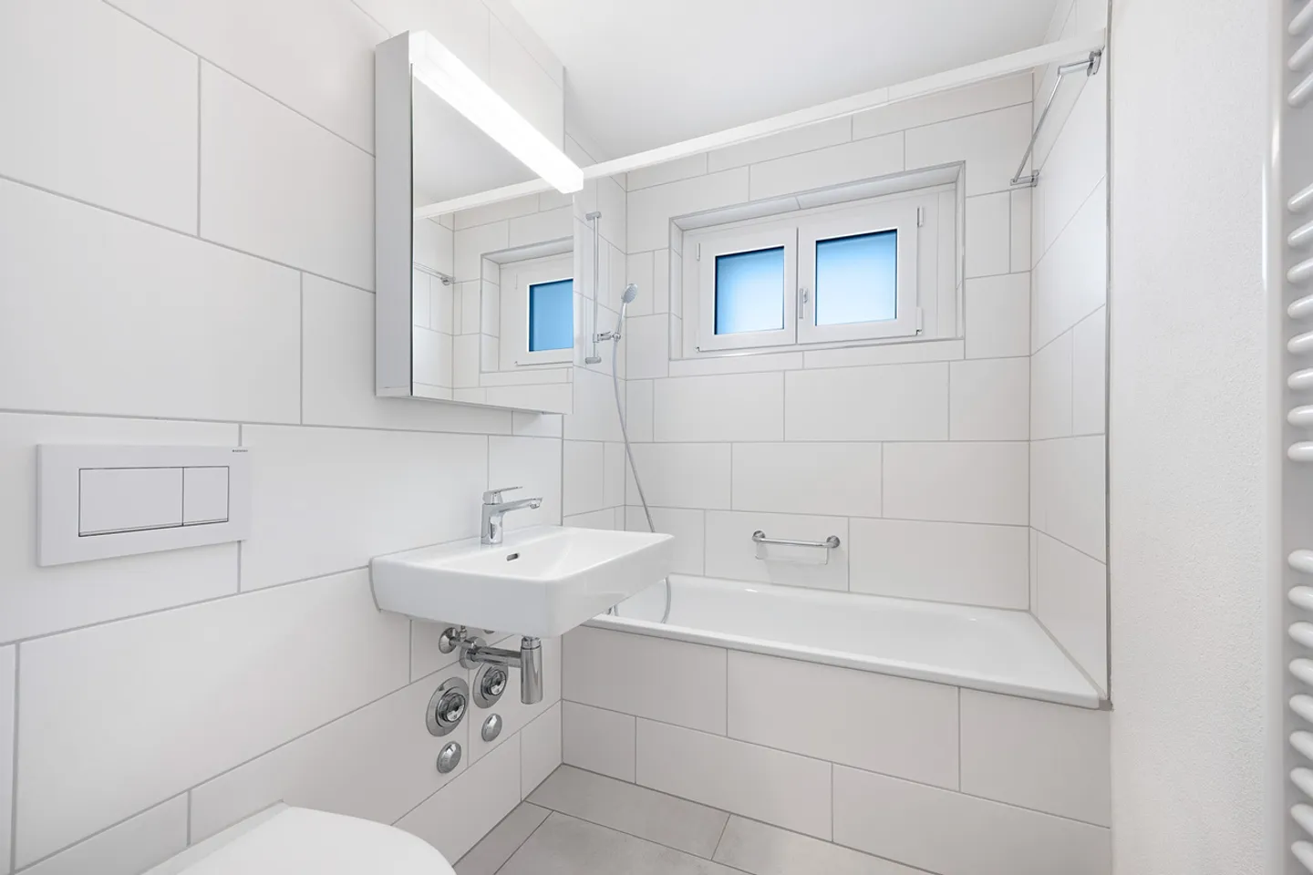 Do you like to live modern, close to nature but still central? - Photo 7 of 8