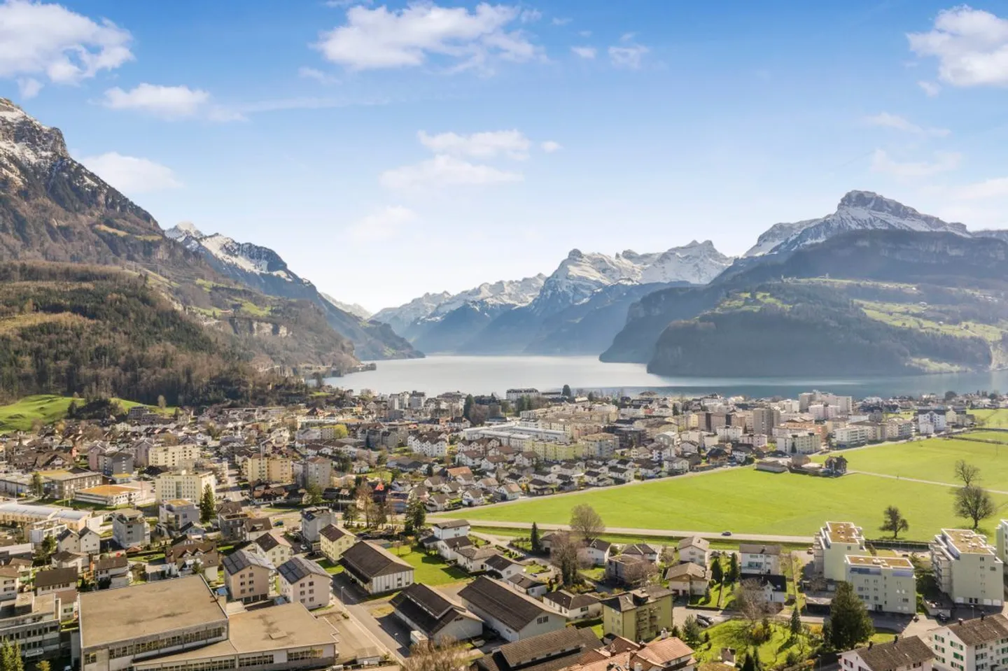Appartement avec vue panoramique dégagée et espace bien-être - Photo 4 sur 13