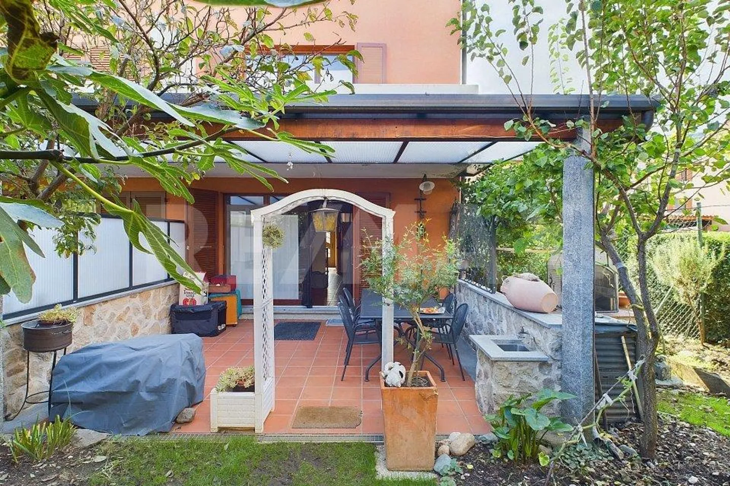 4 ½ - Room House with Panoramic View and Versatile Spaces - Photo 1 of 13