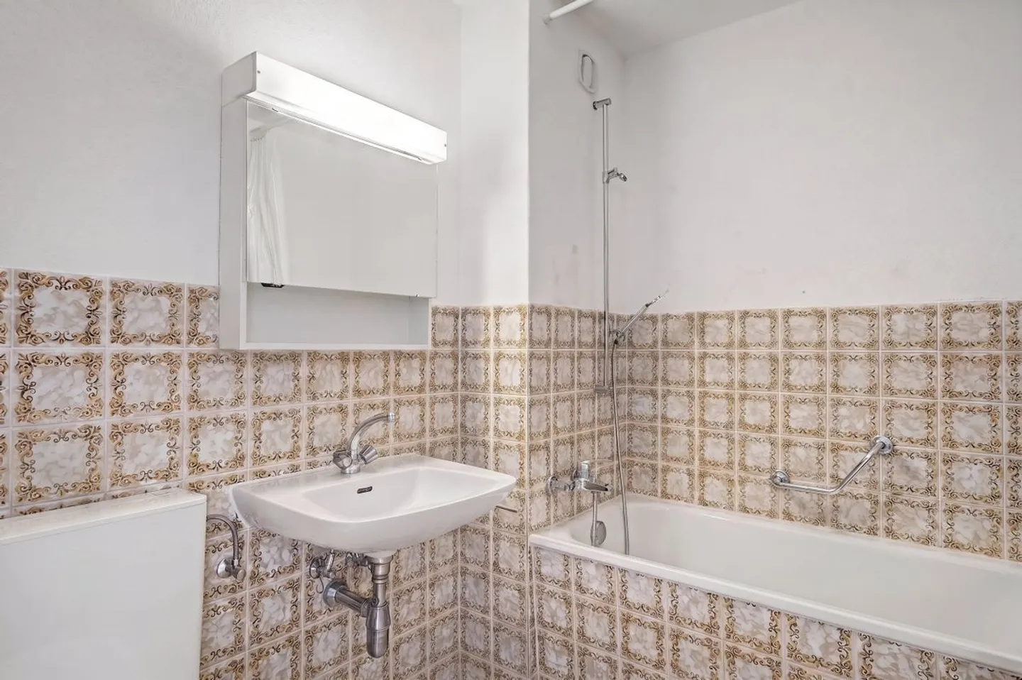 Appartement avec vue panoramique dégagée et espace bien-être - Photo 9 sur 13