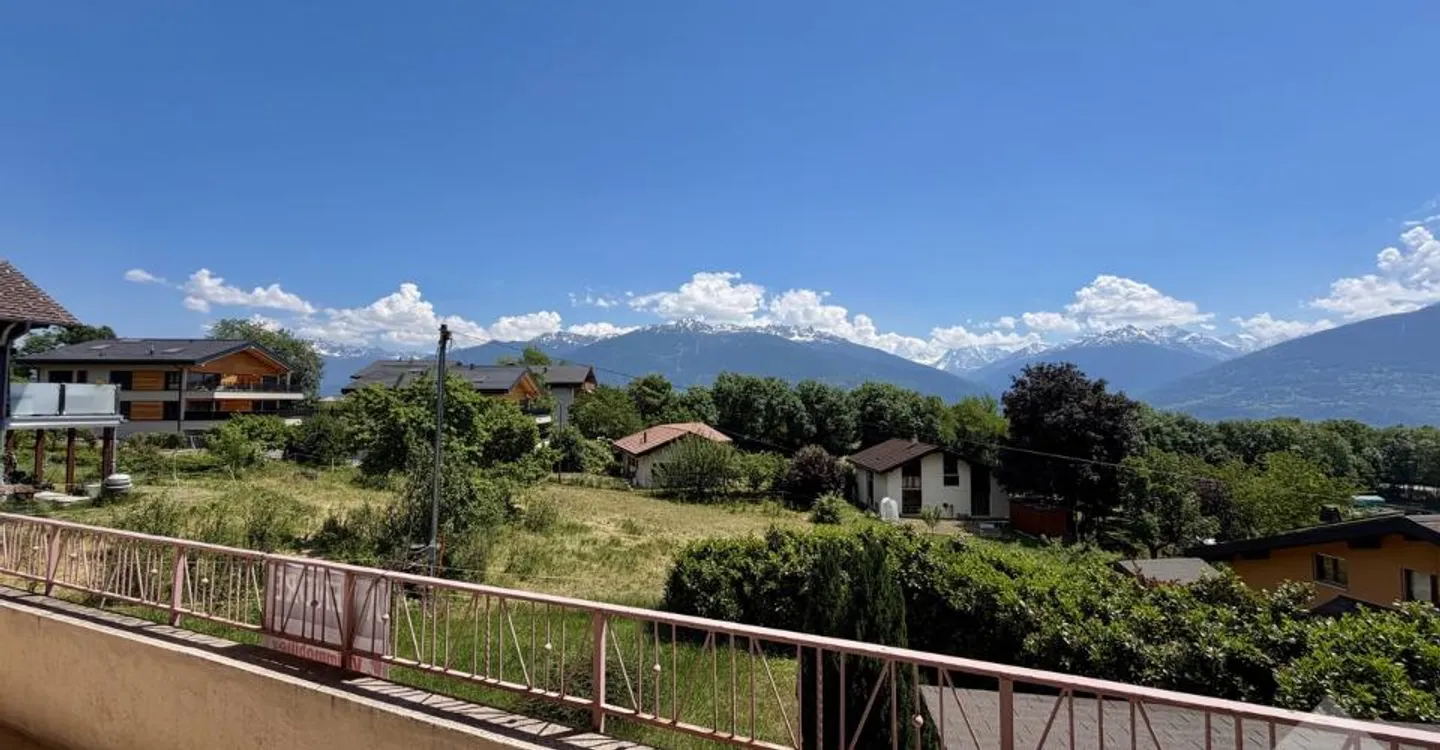 Maison Charmante avec Terrain Constructible - Photo 6 sur 12